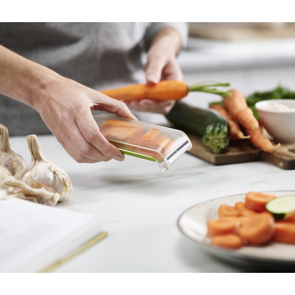 Vegetable Peeler with Container