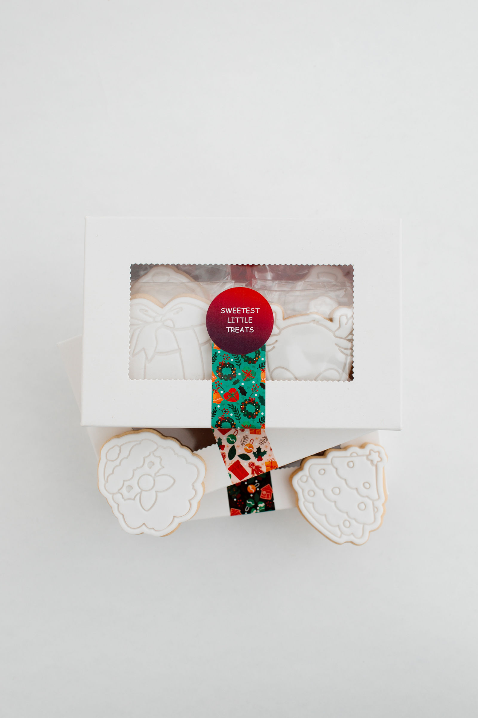 Paint your own Christmas cookies