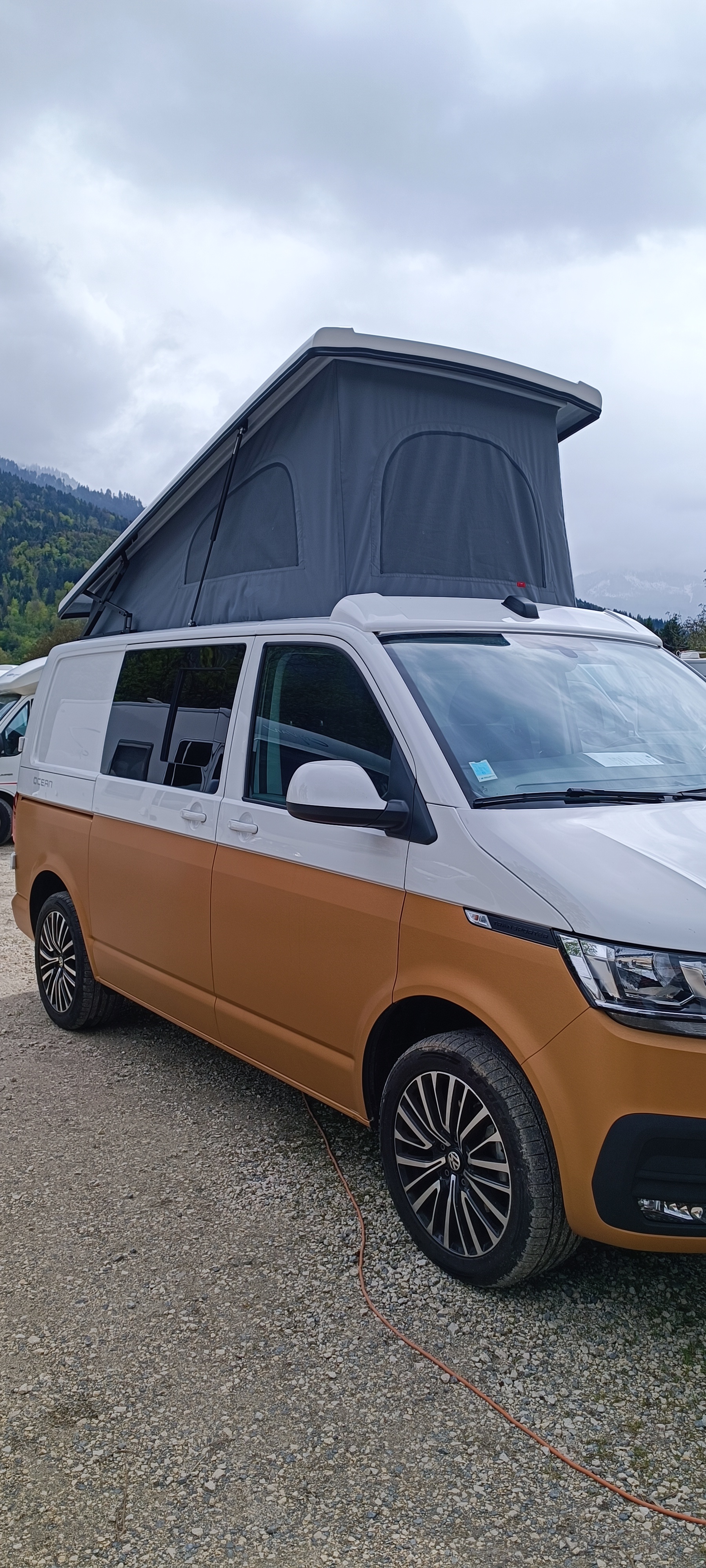 Toit relevable VW T5 & T6 avec Spoiler
