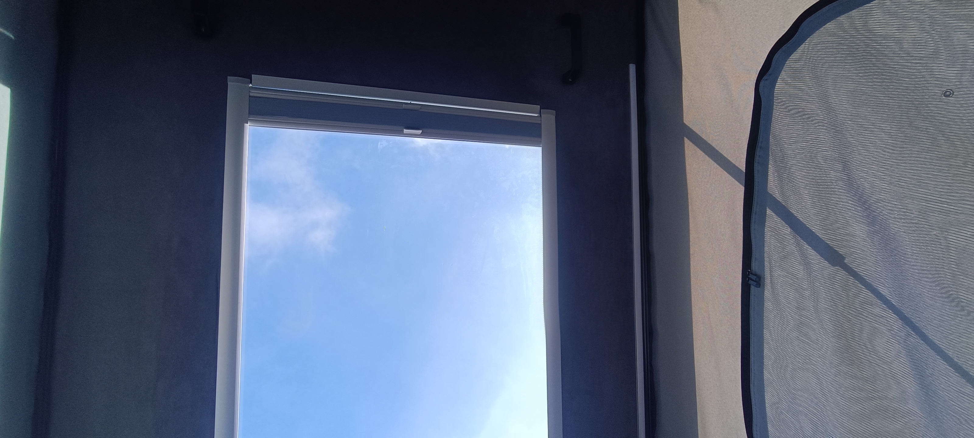 TOIT BAY WINDOW