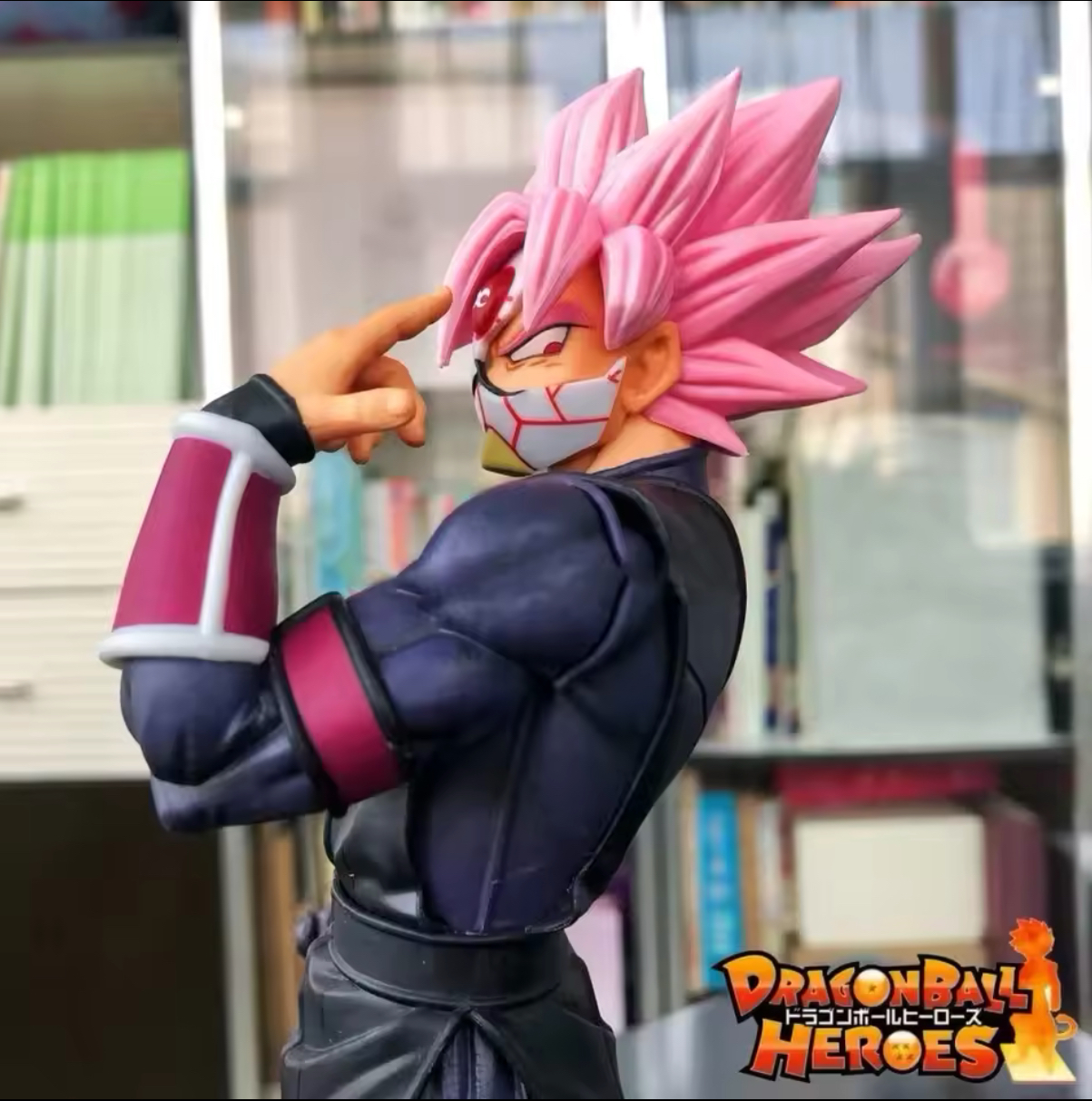 Figura de Black Goku