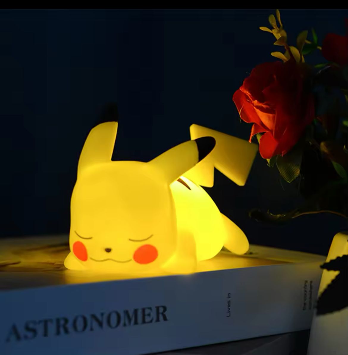 Lámpara LED de Pikachu
