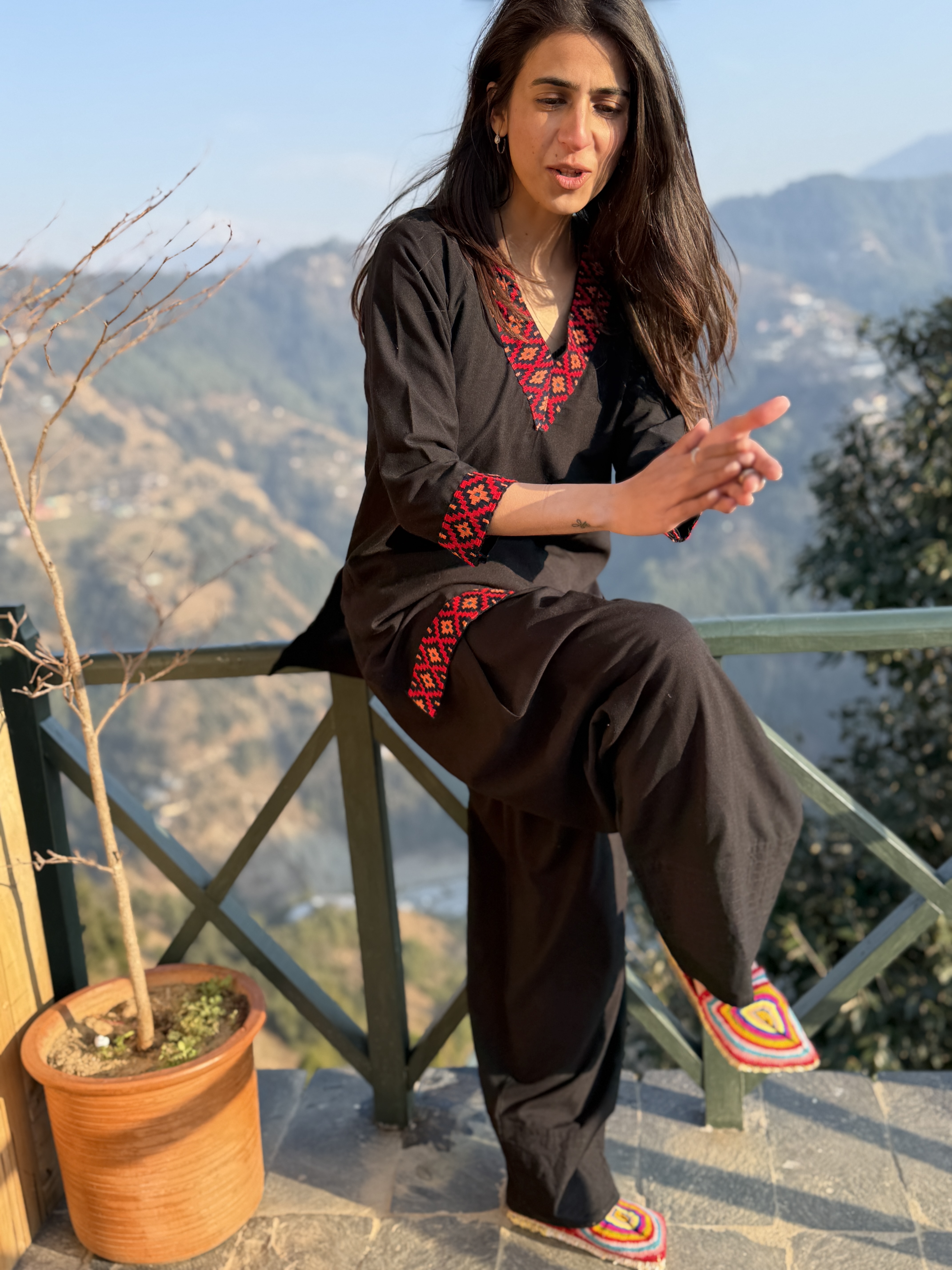 Farshi Salwar Set – Black