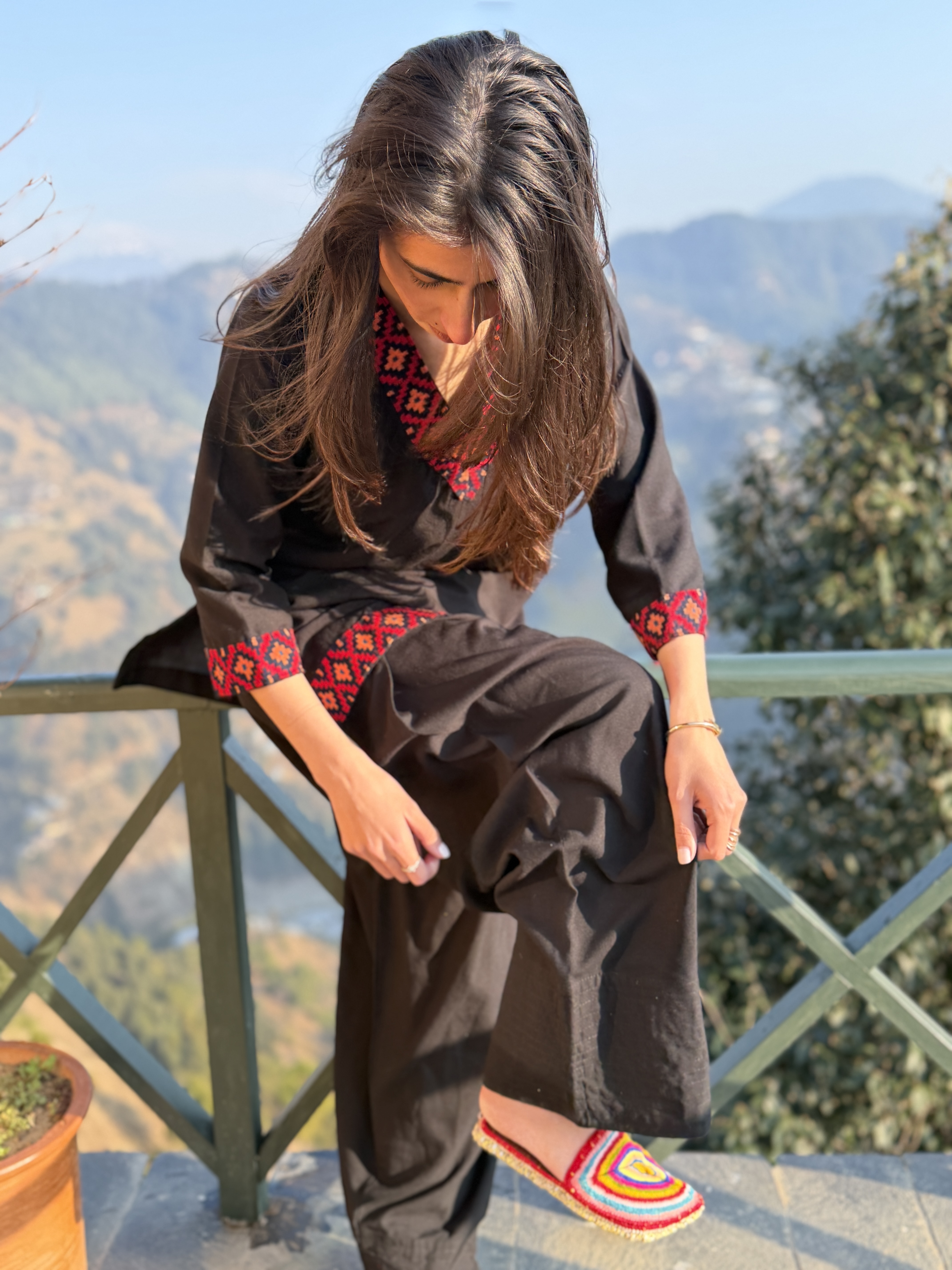 Farshi Salwar Set – Black