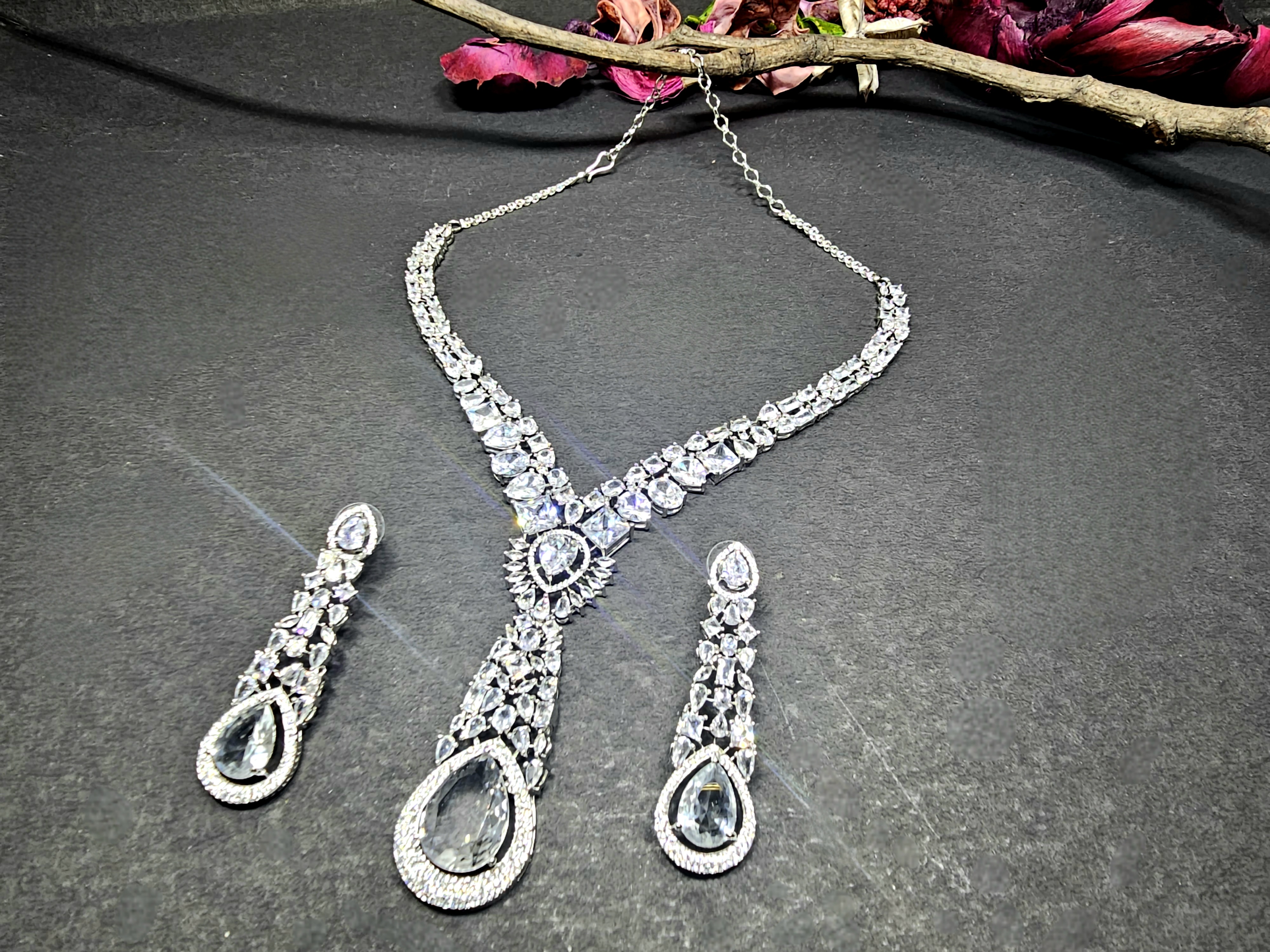 Crystal Cove Necklace Set