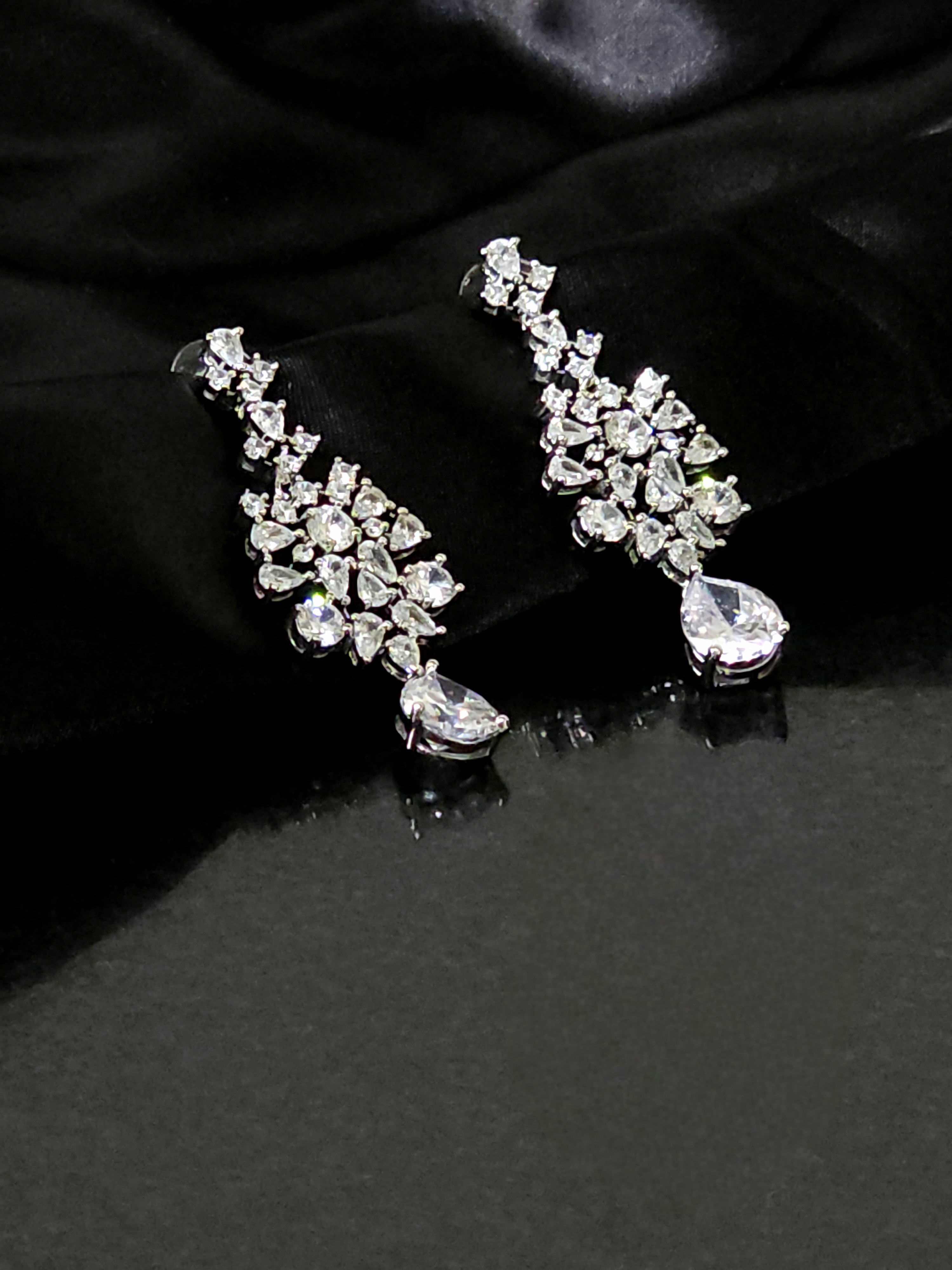 Sparkle Shower Necklace Set