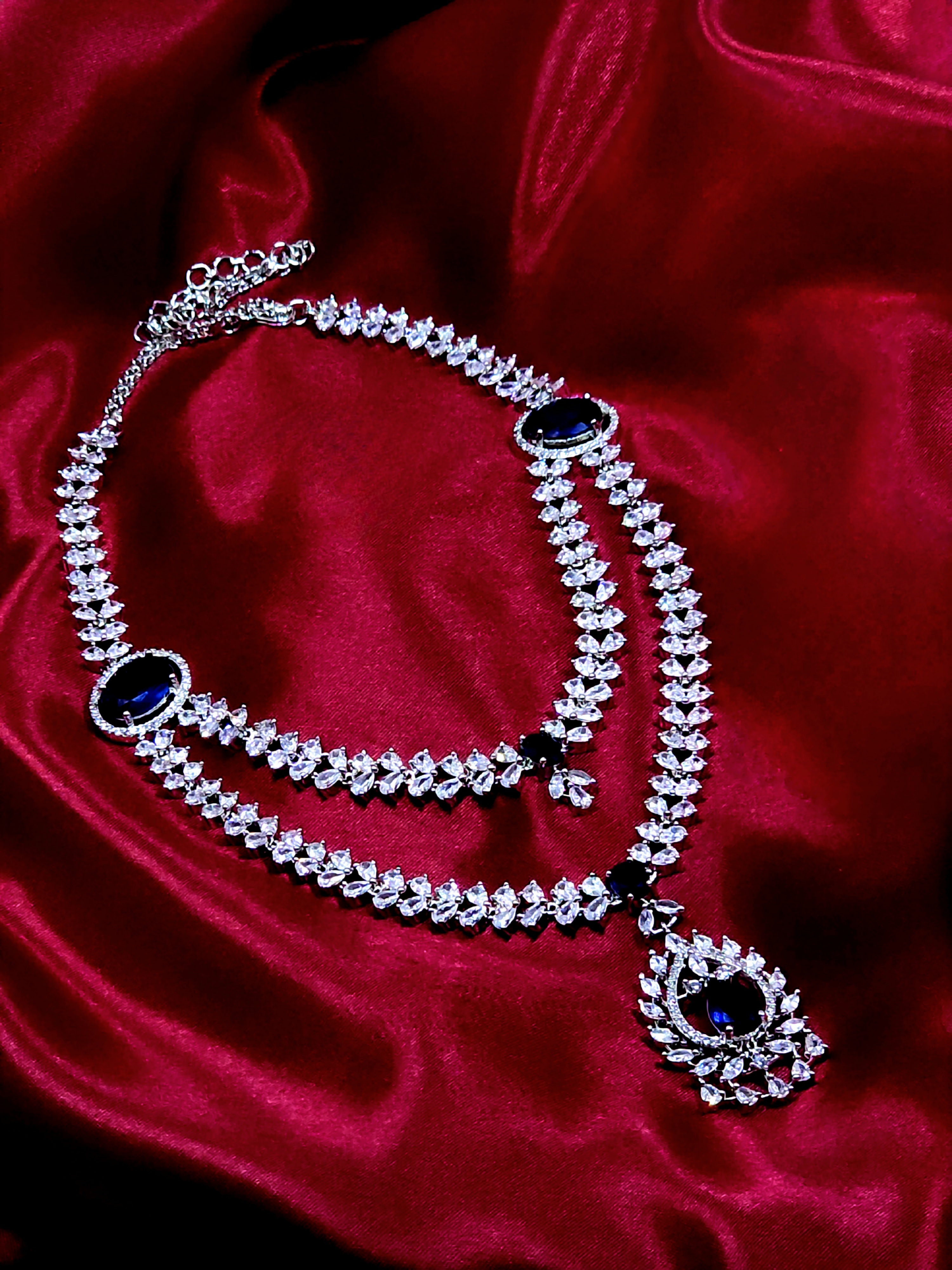 Regal Rise Necklace Set