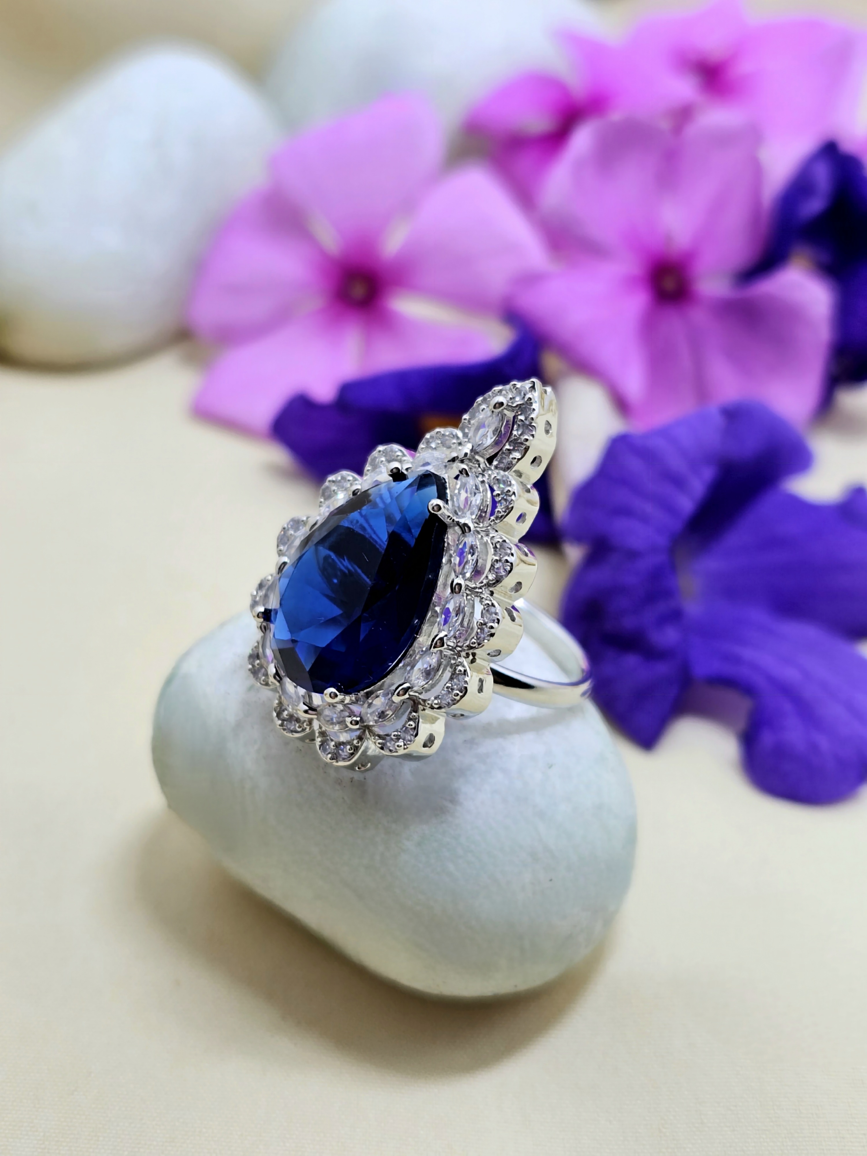 Sparkling Dewdrops Ring
