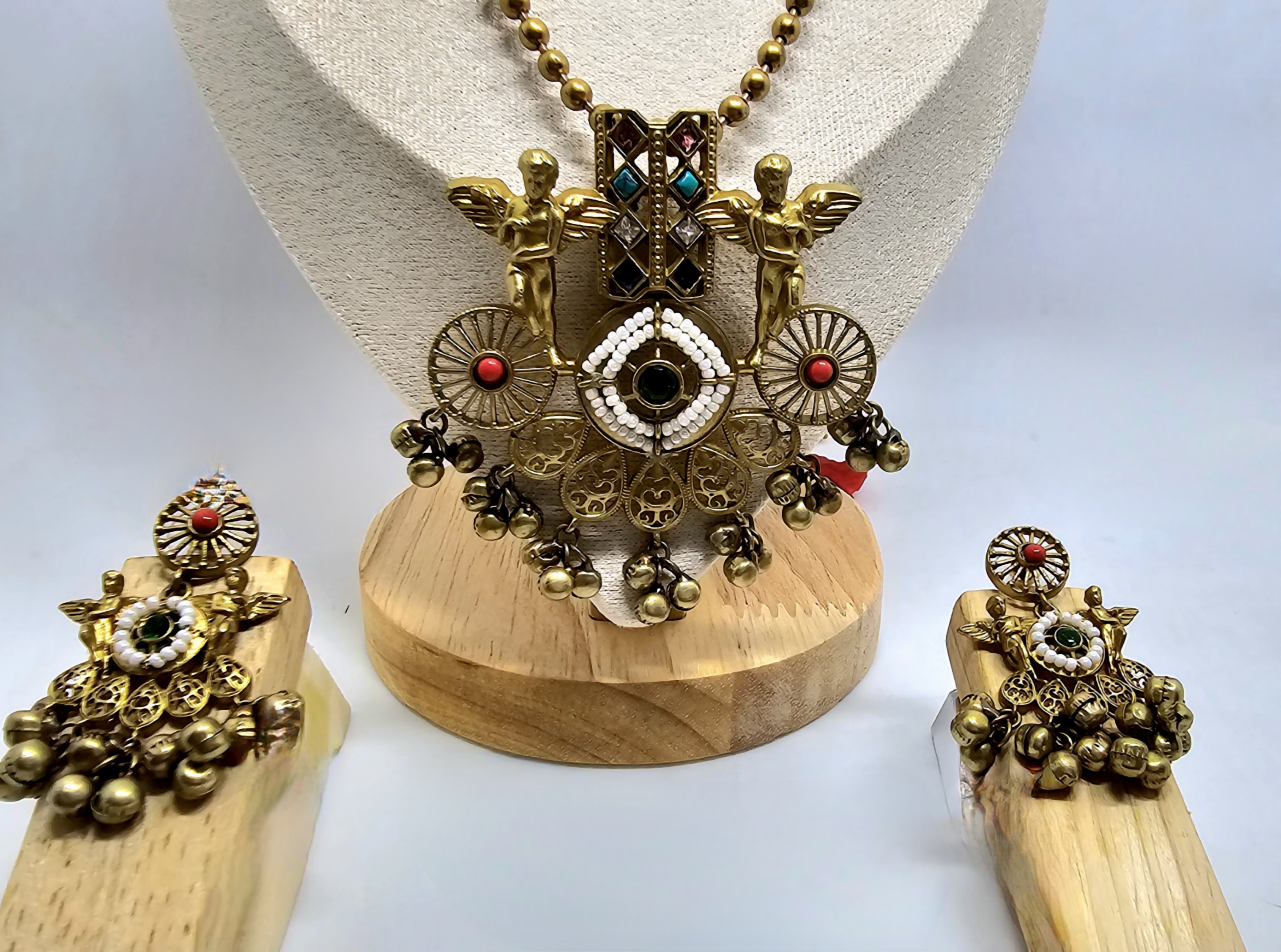 Angels of Love Necklace Set