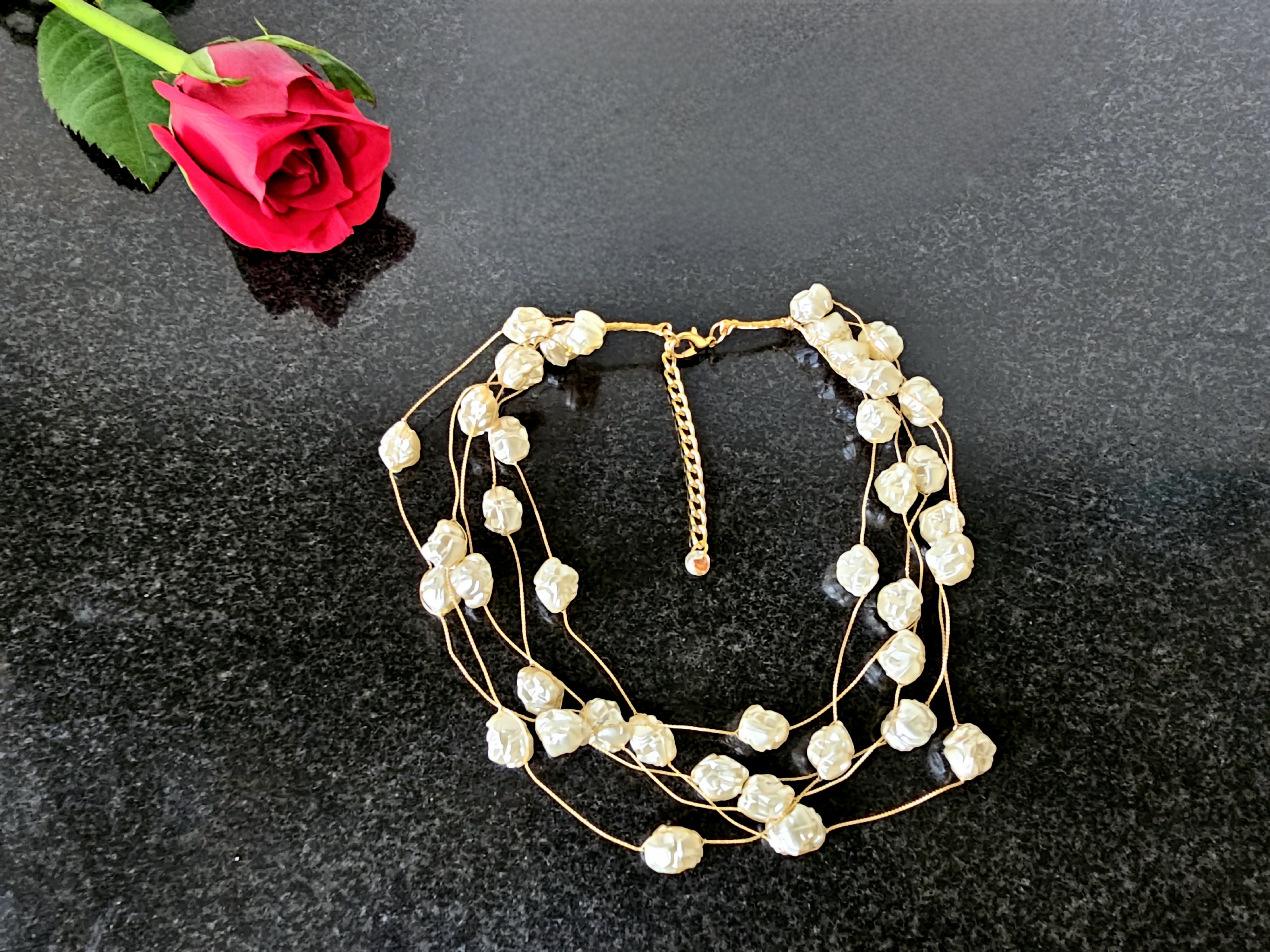 Crumpled Beads Choker