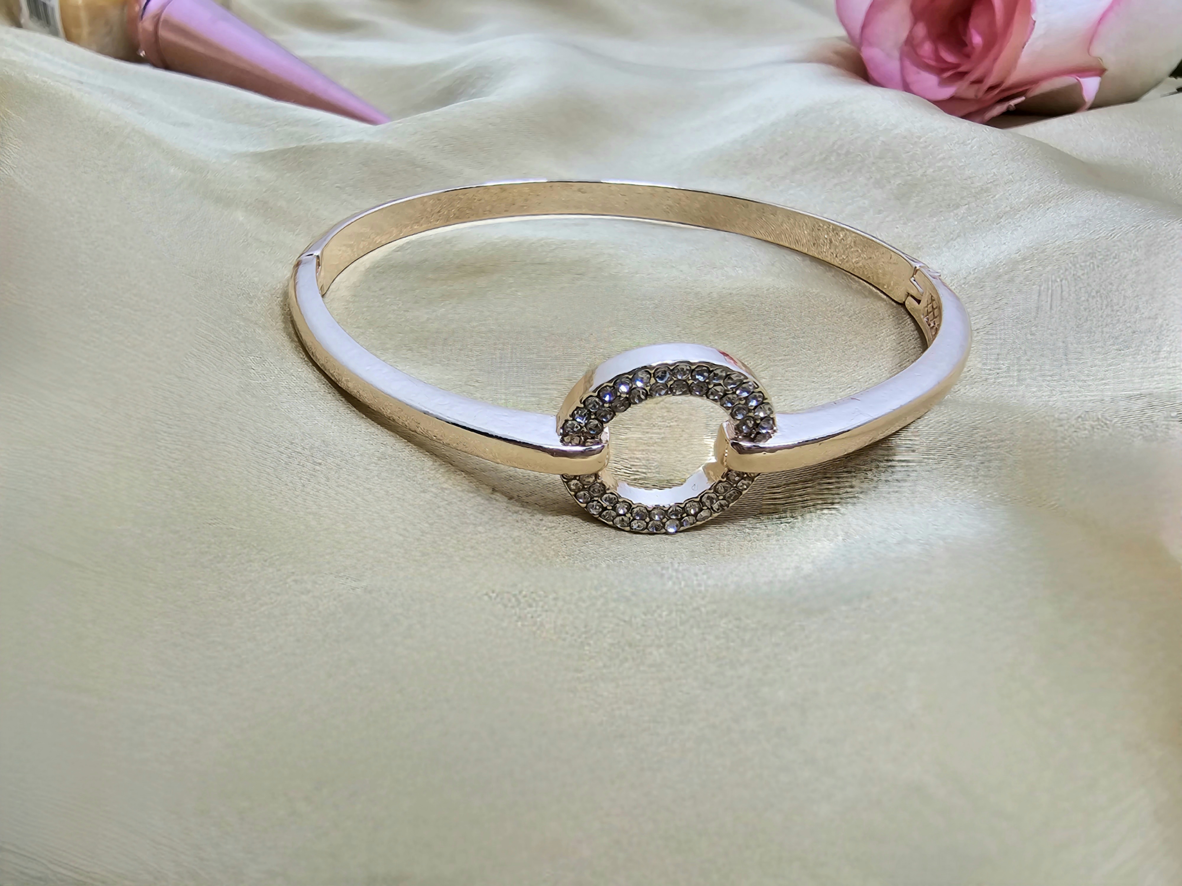 Ethereal Circle Bracelet