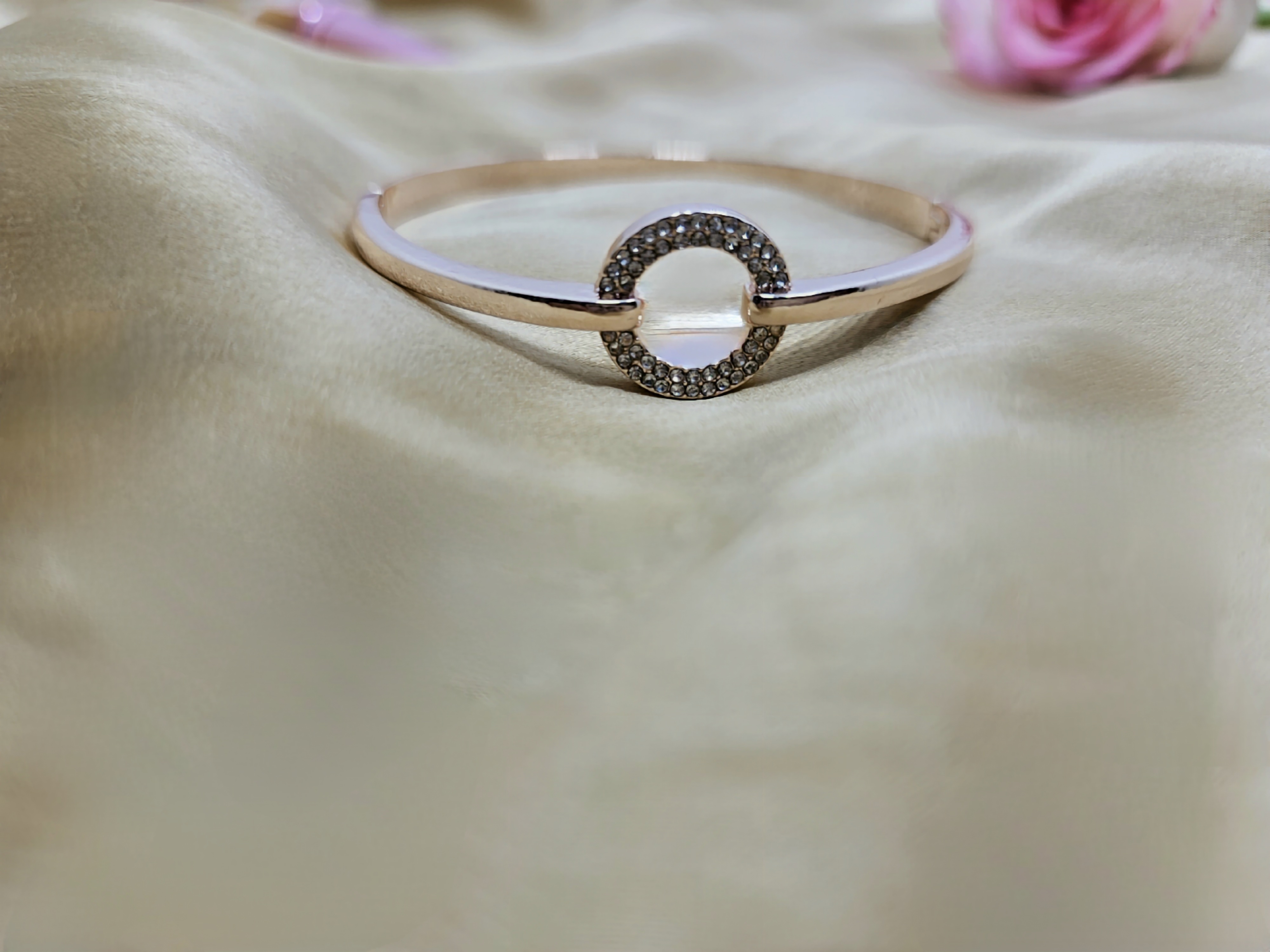Ethereal Circle Bracelet
