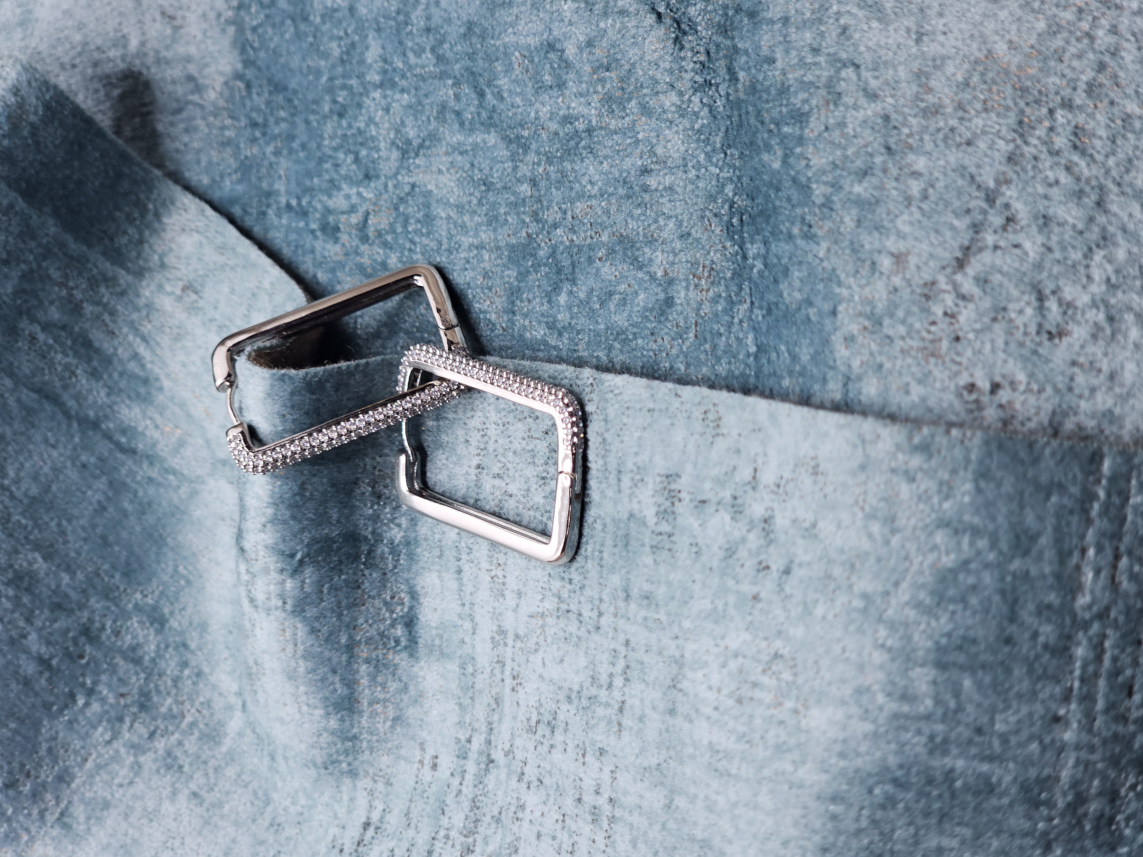 Frosted Pane Hoops