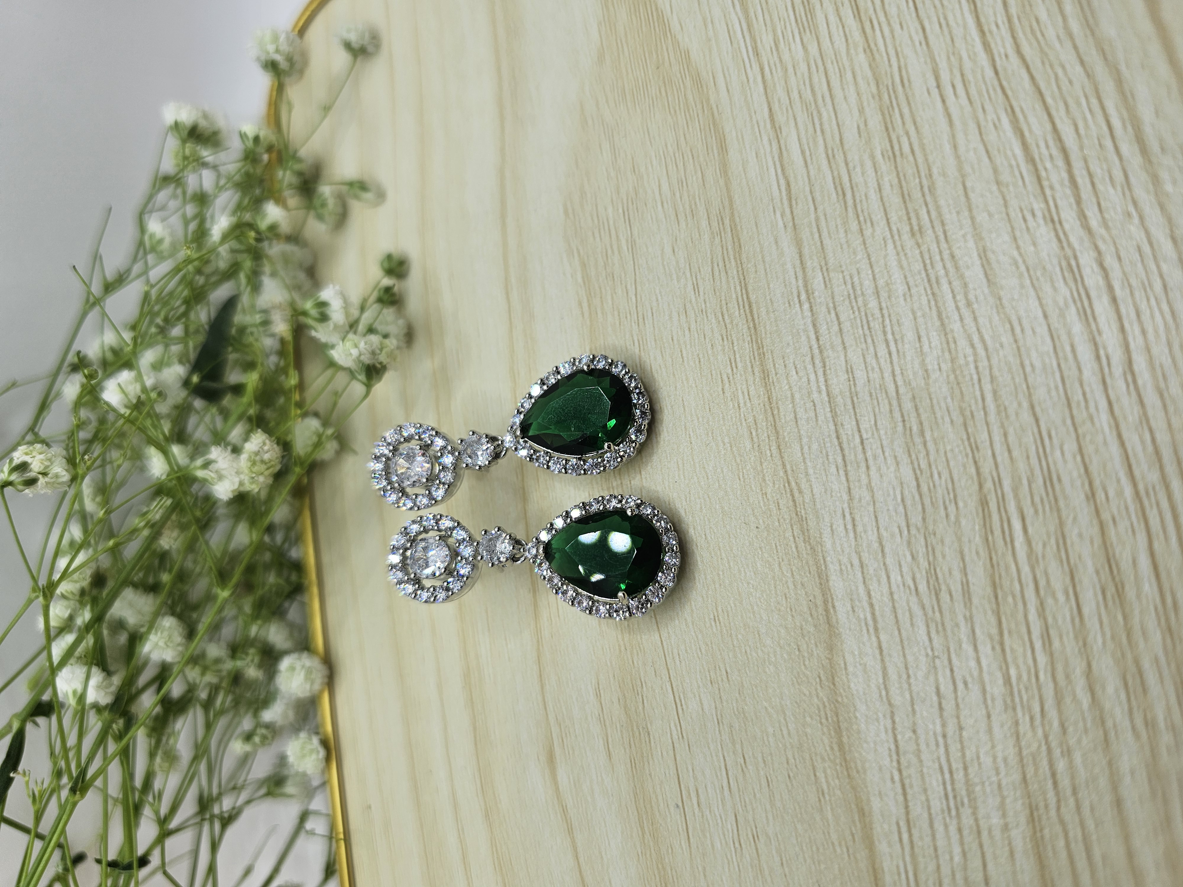 Drop of Emerald Earrings