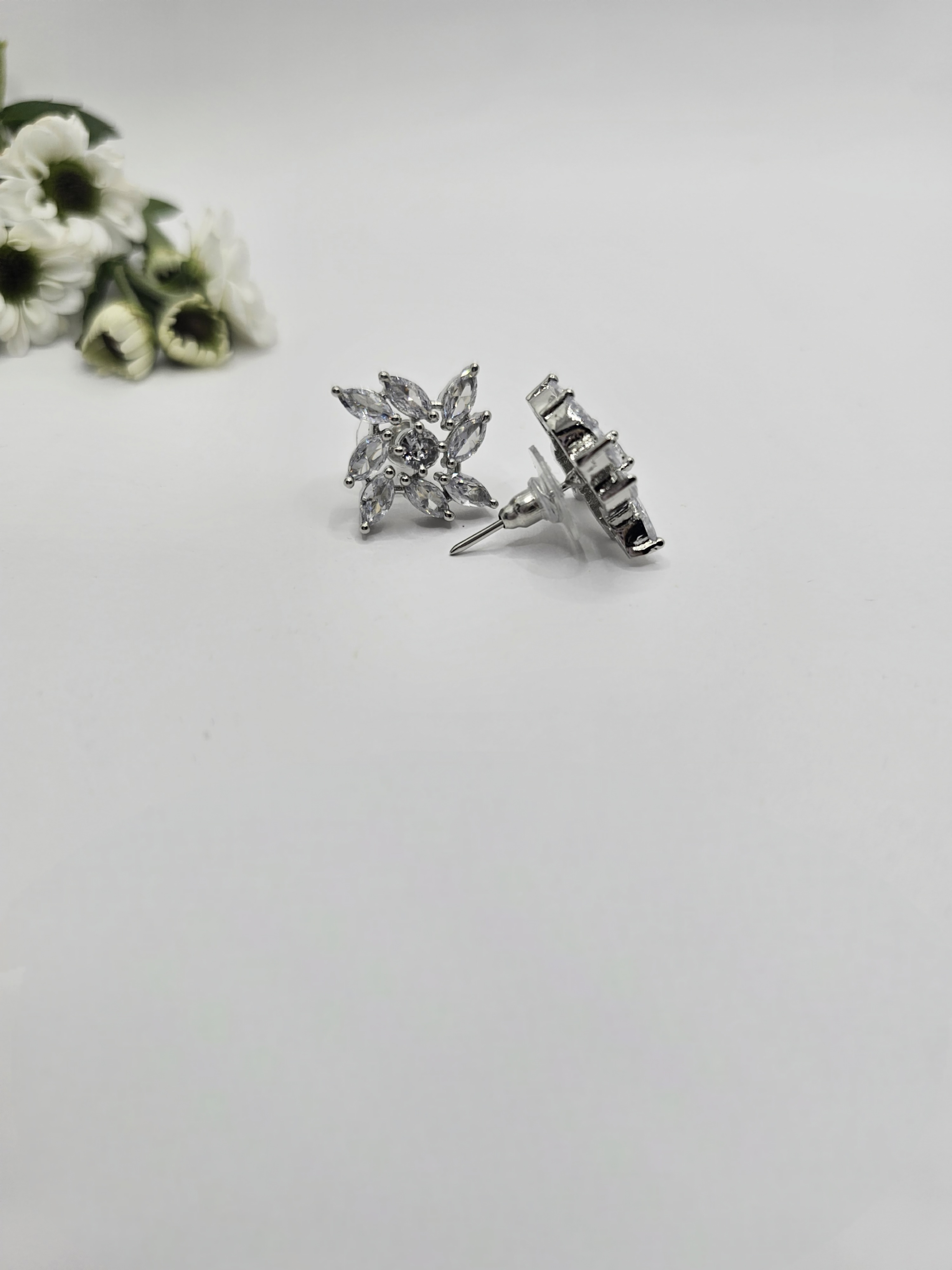 Tilted Asterix Studs