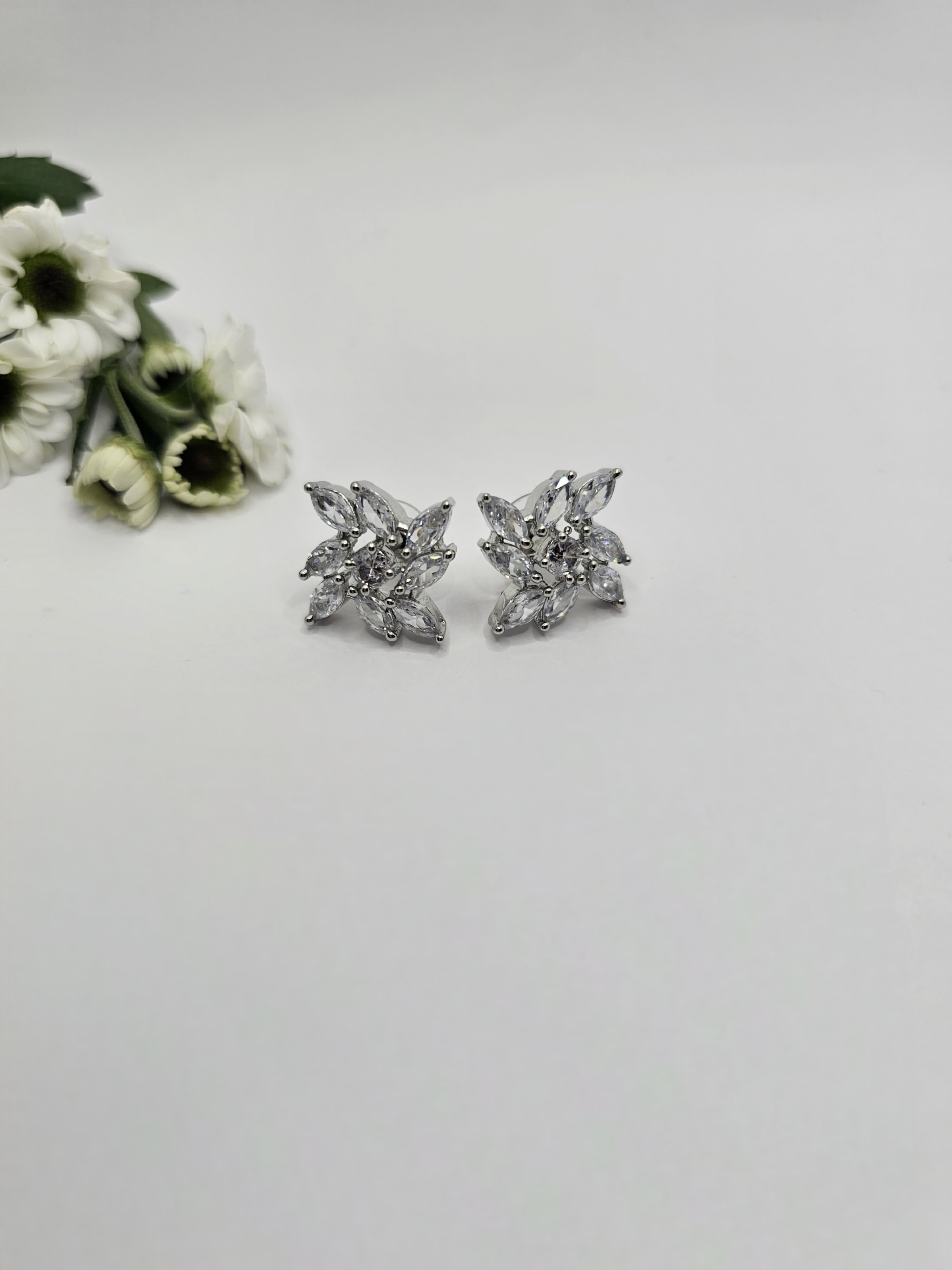 Tilted Asterix Studs