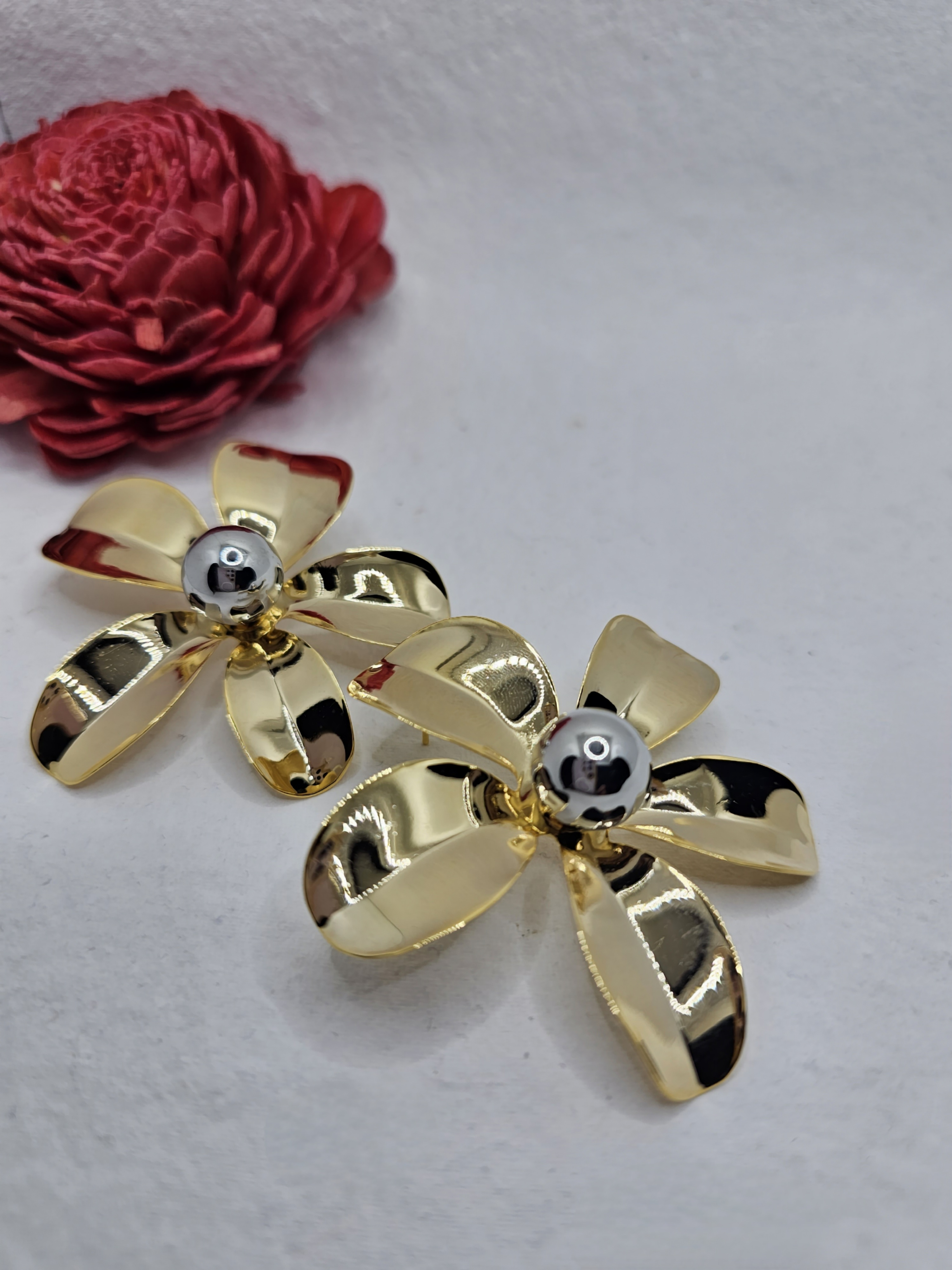 Metallic Pansy Party Stud Earrings