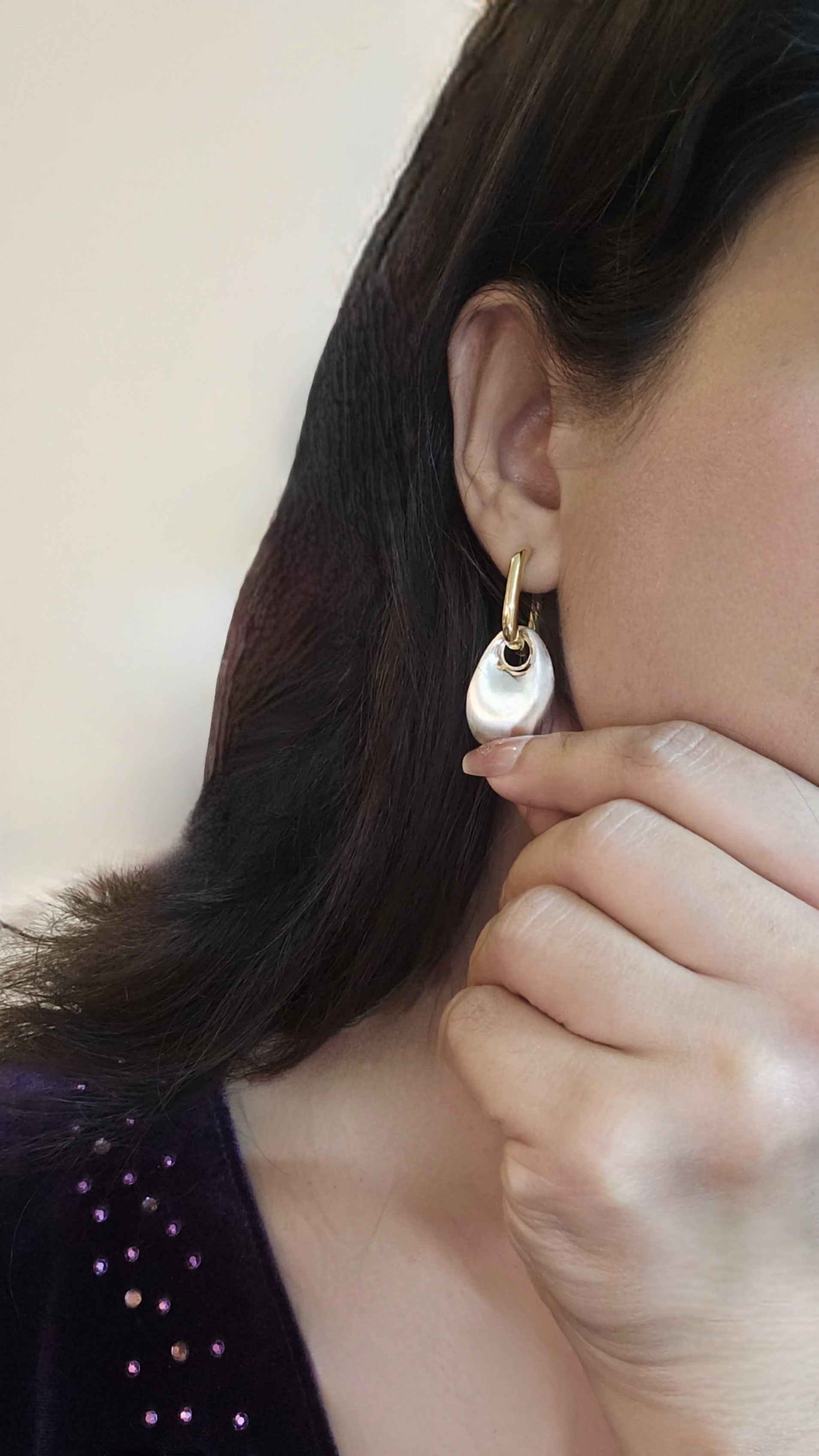 Pebble Squash Hug Earrings