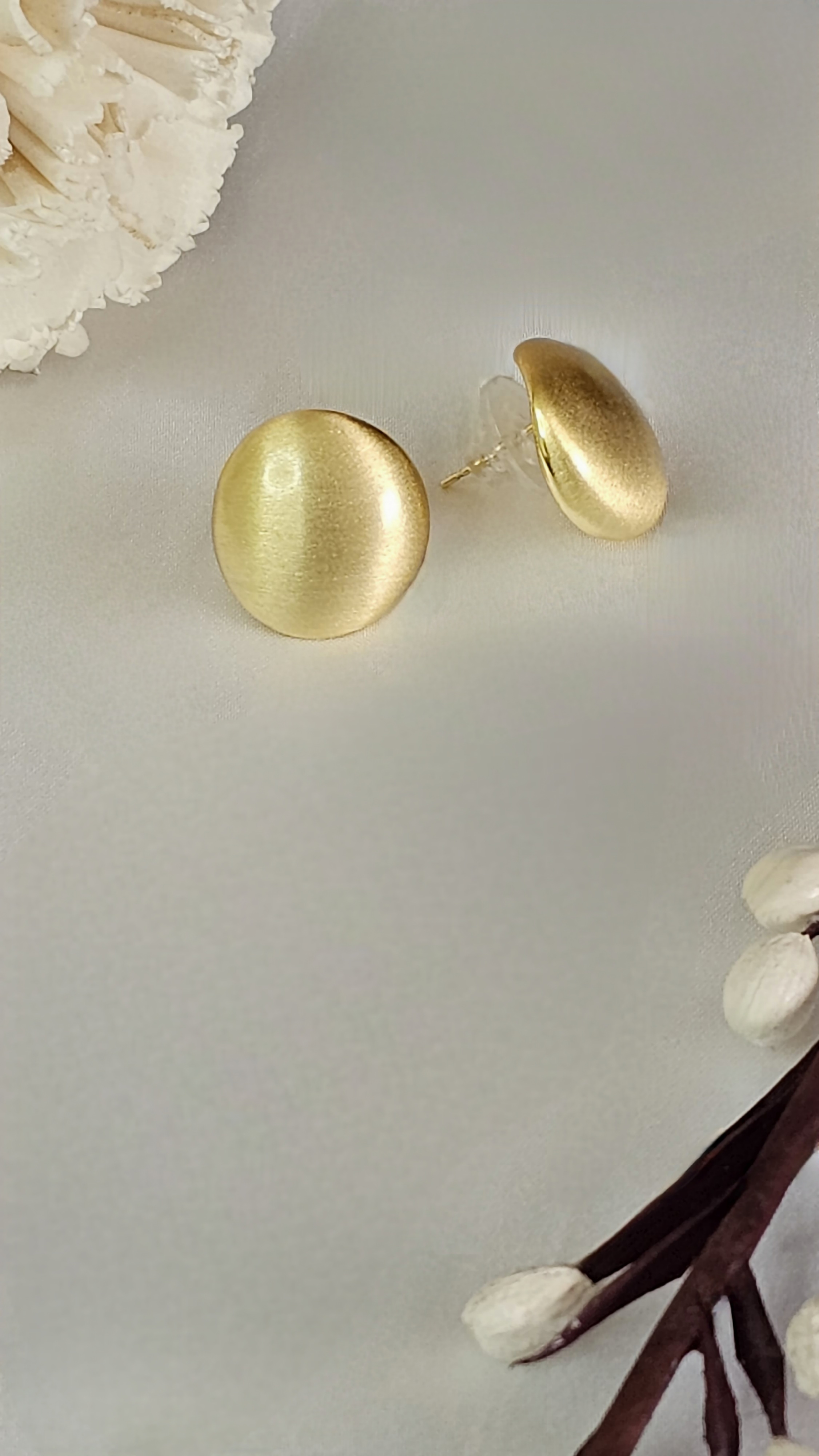  Muted Glow Lunar Studs