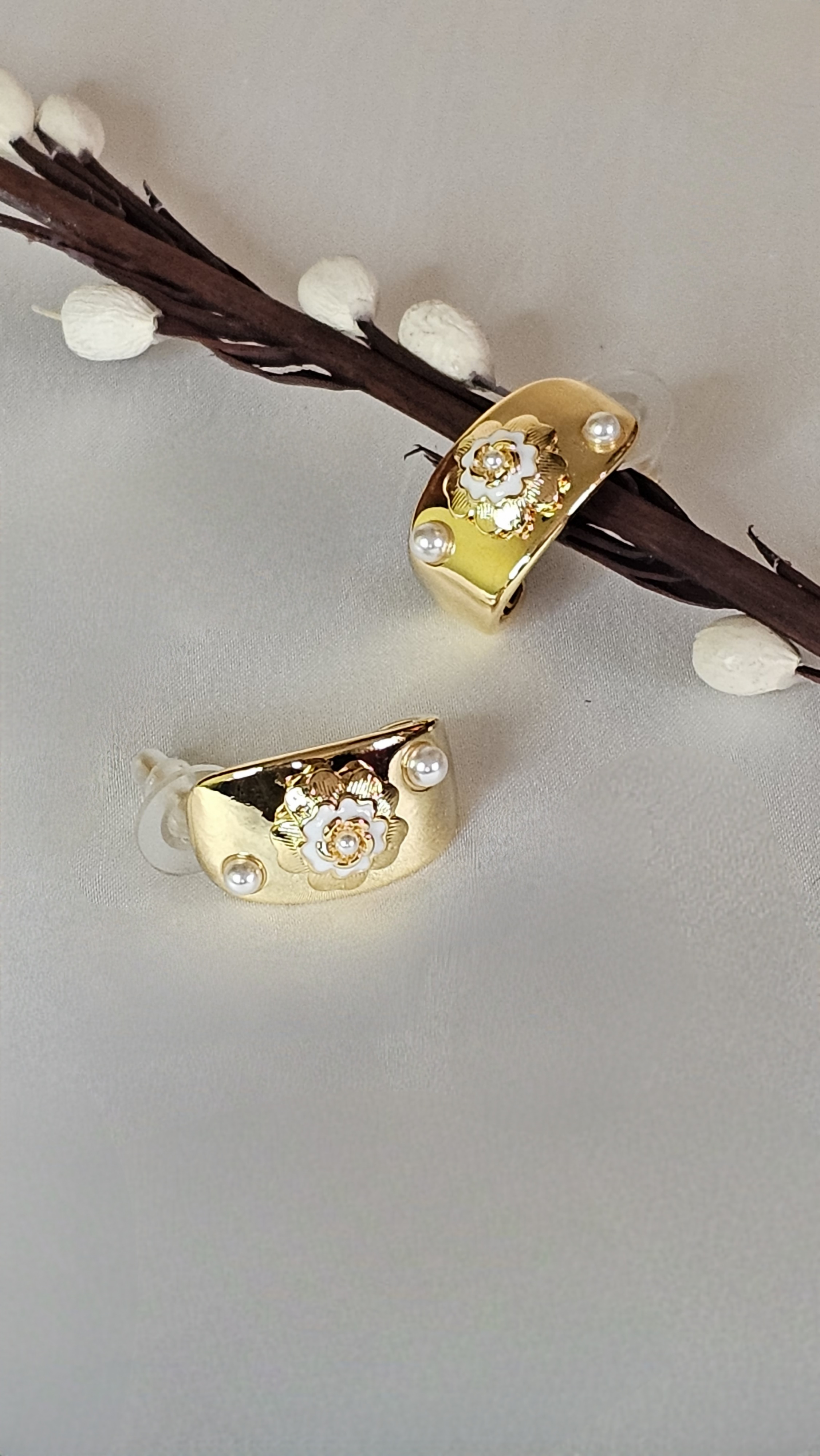 Sculpted Flower Studs
