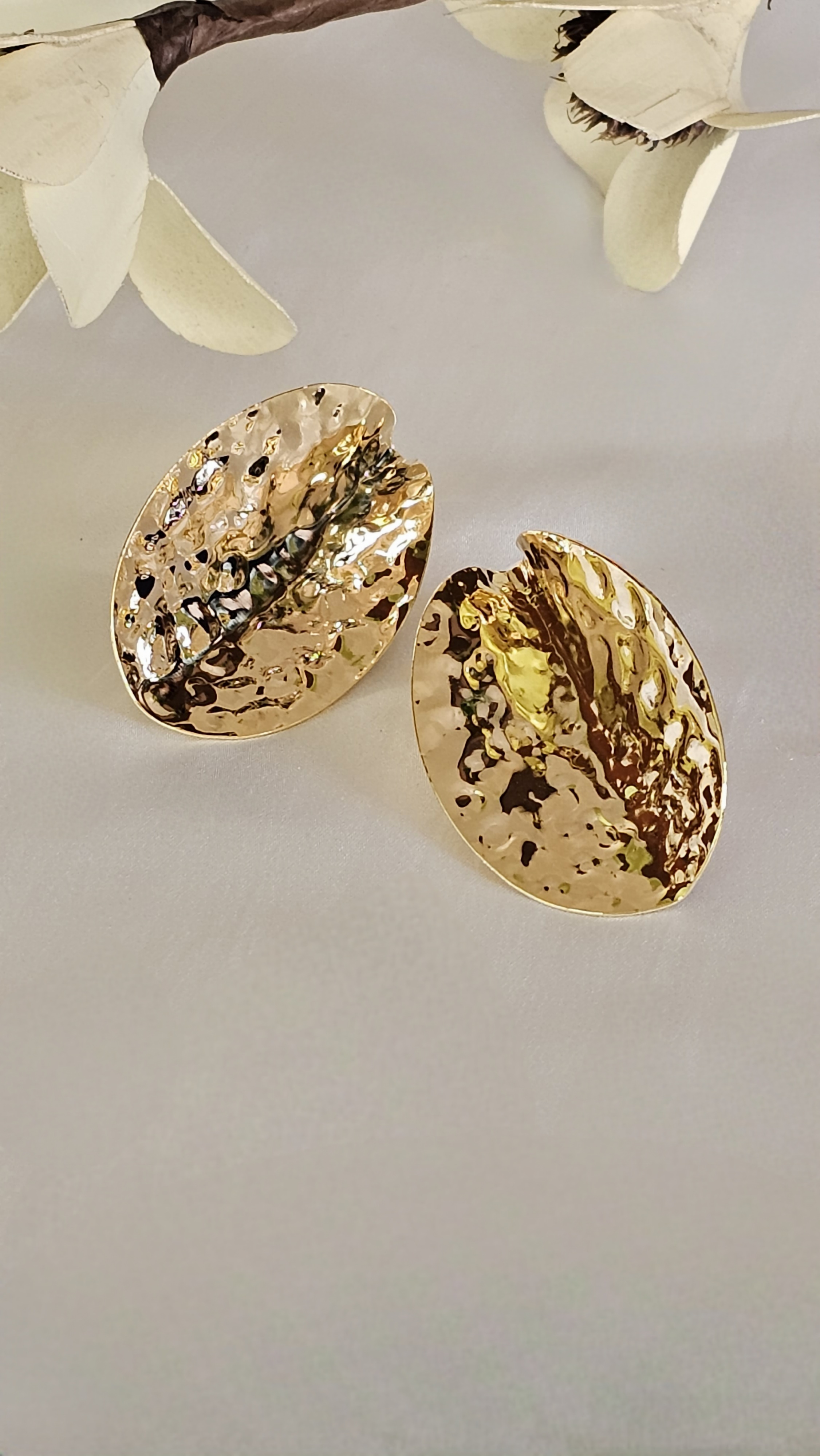 Warp Studs