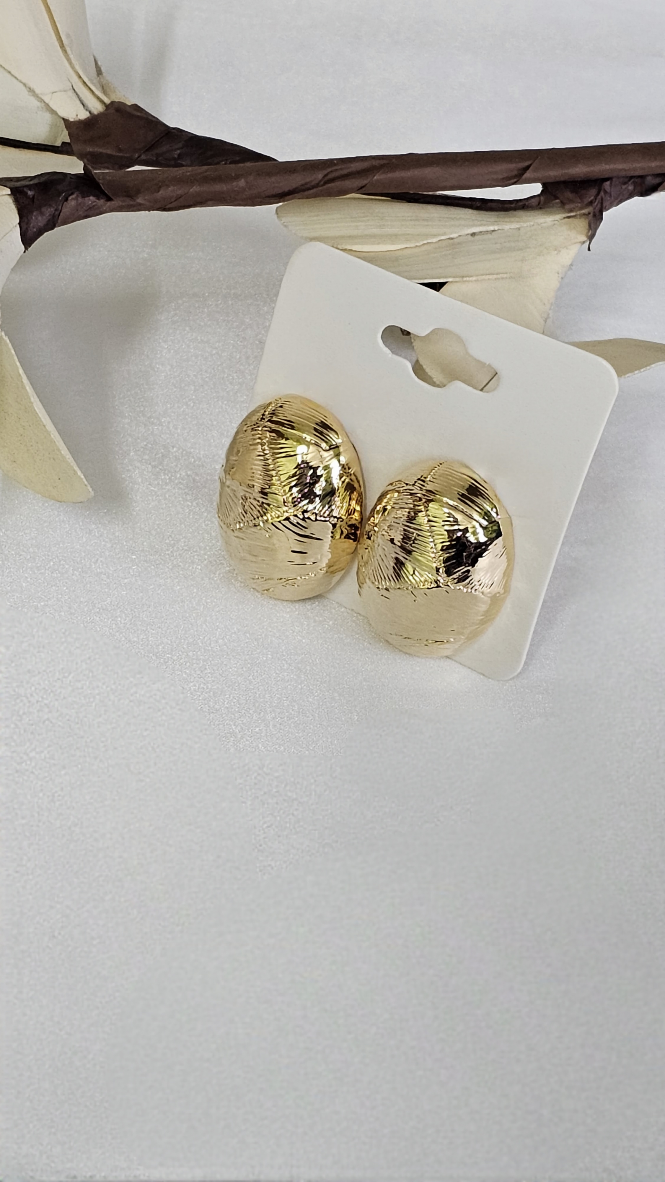 Oro Studs
