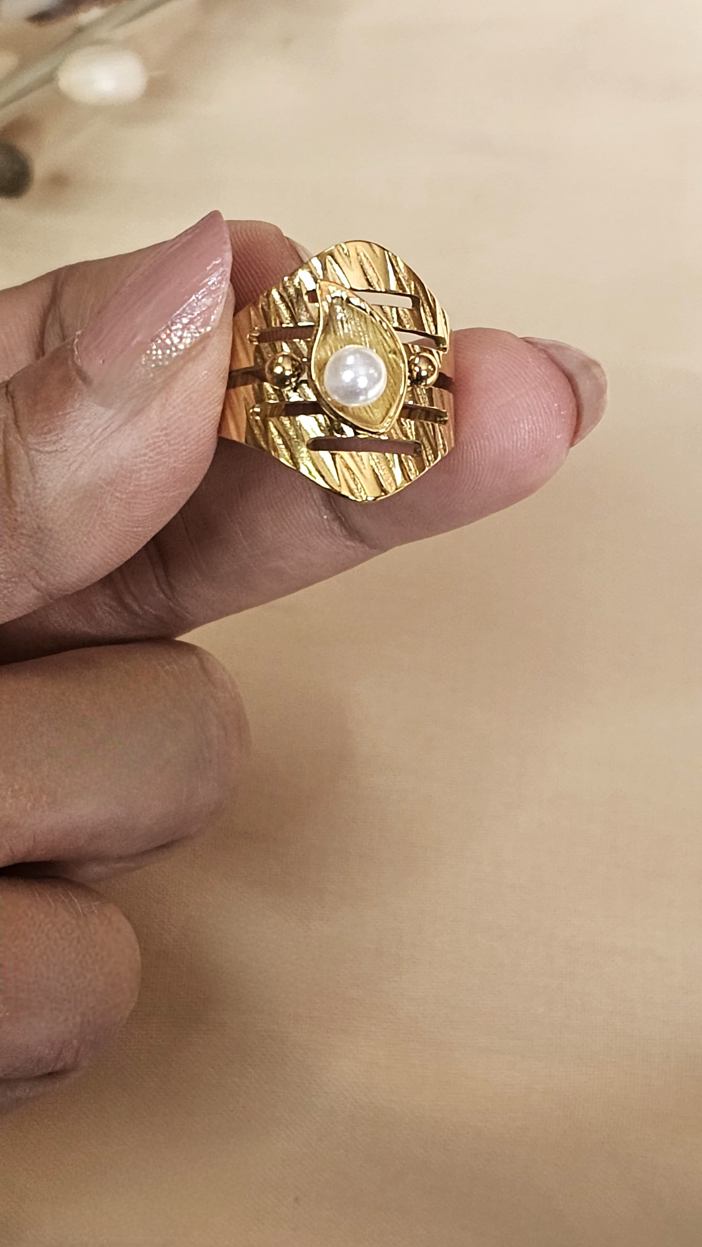 Orna Ring