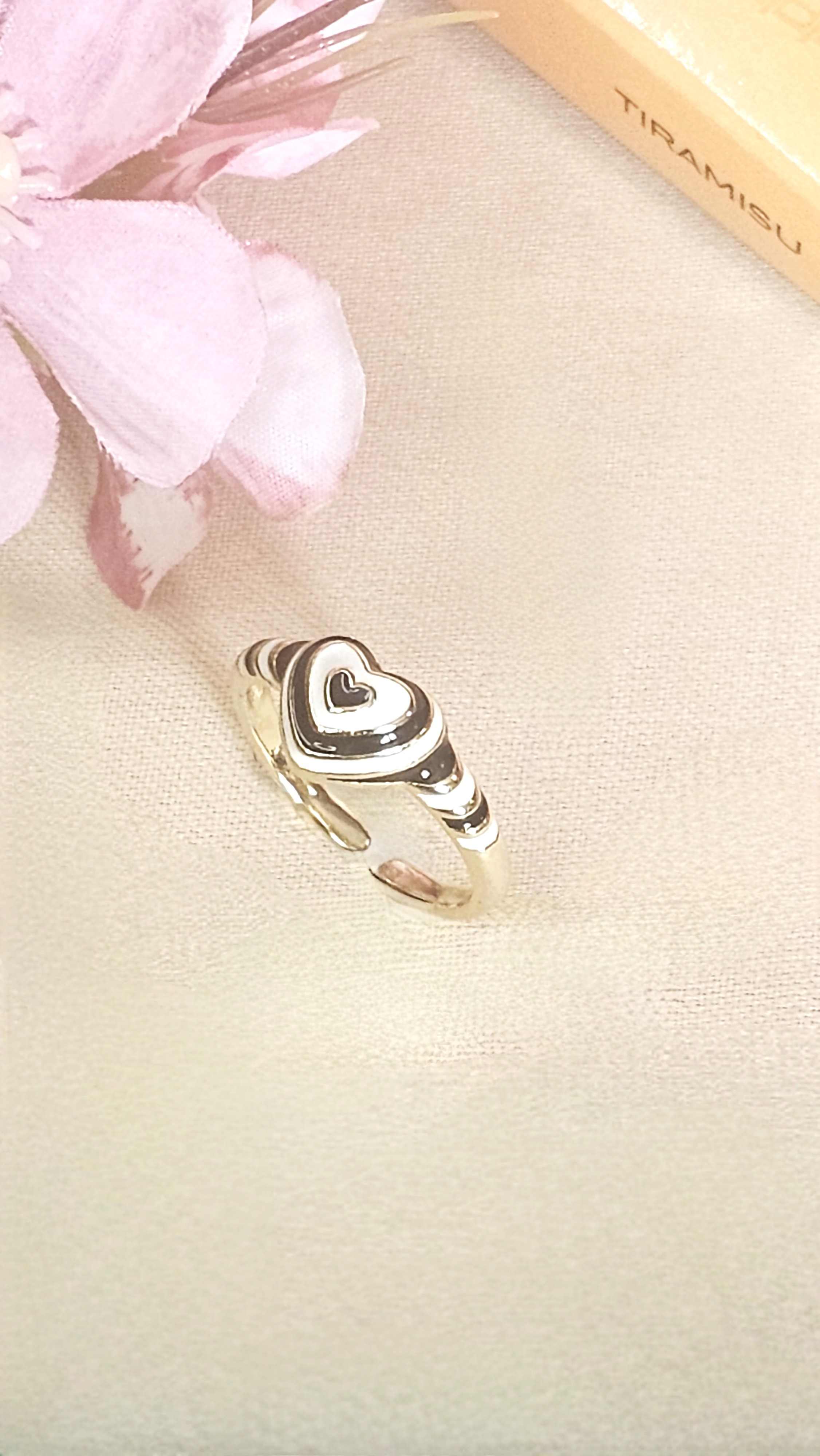 Véa Ring