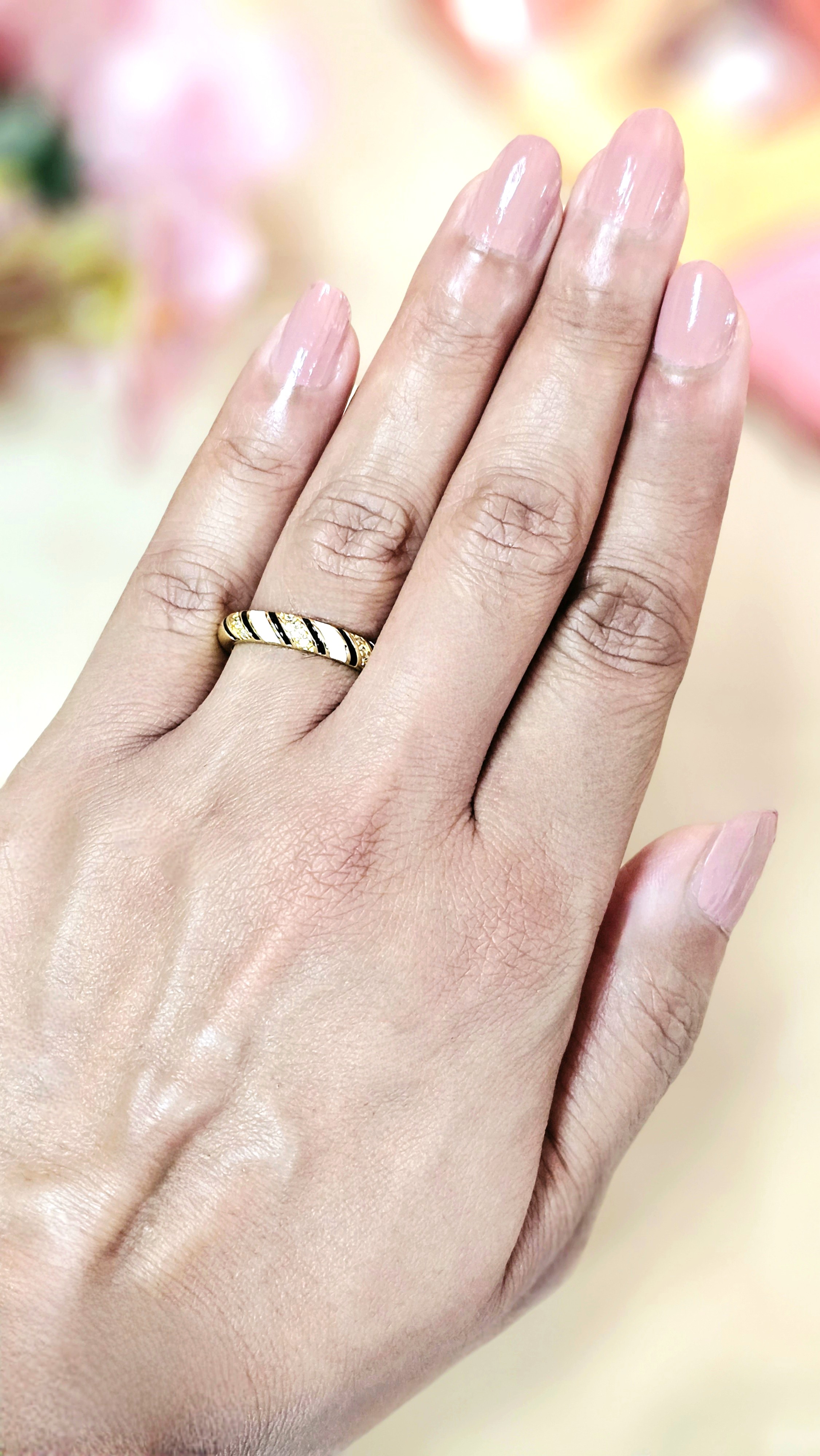 Linea Ring
