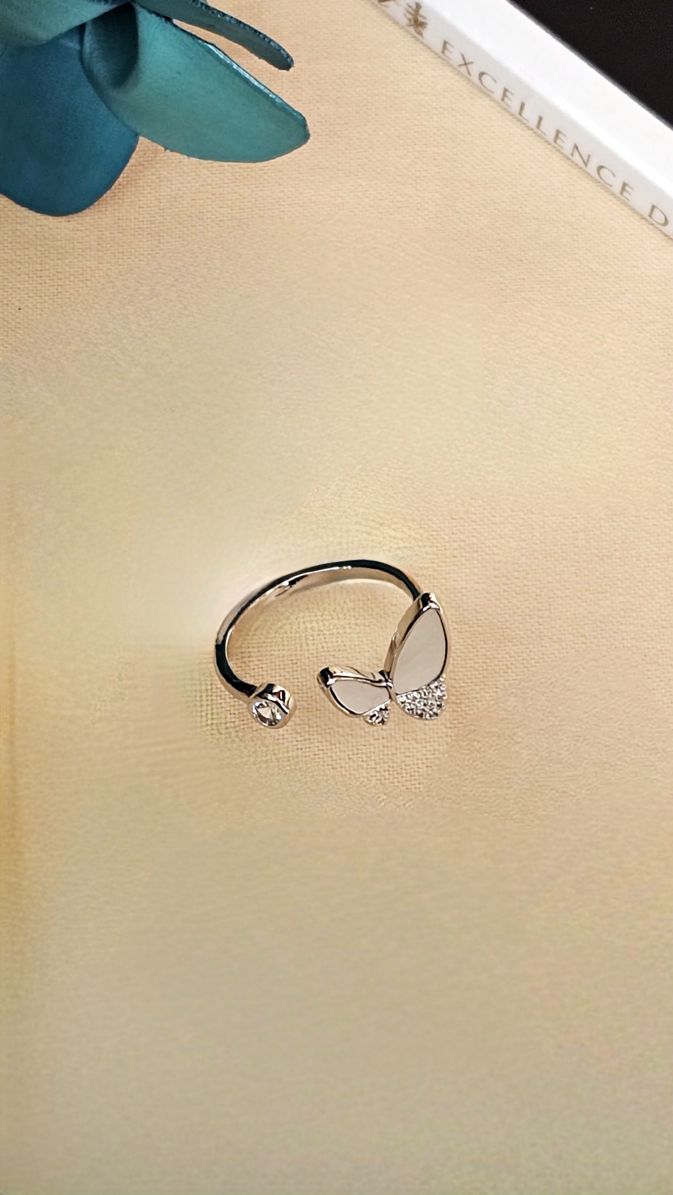 Mariposa Ring