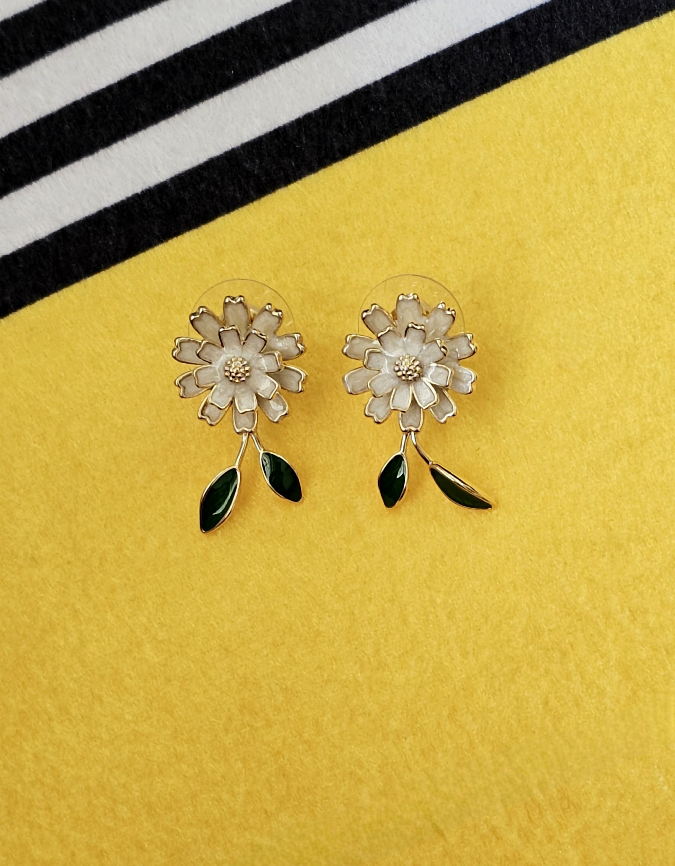Astere Stud Earrings