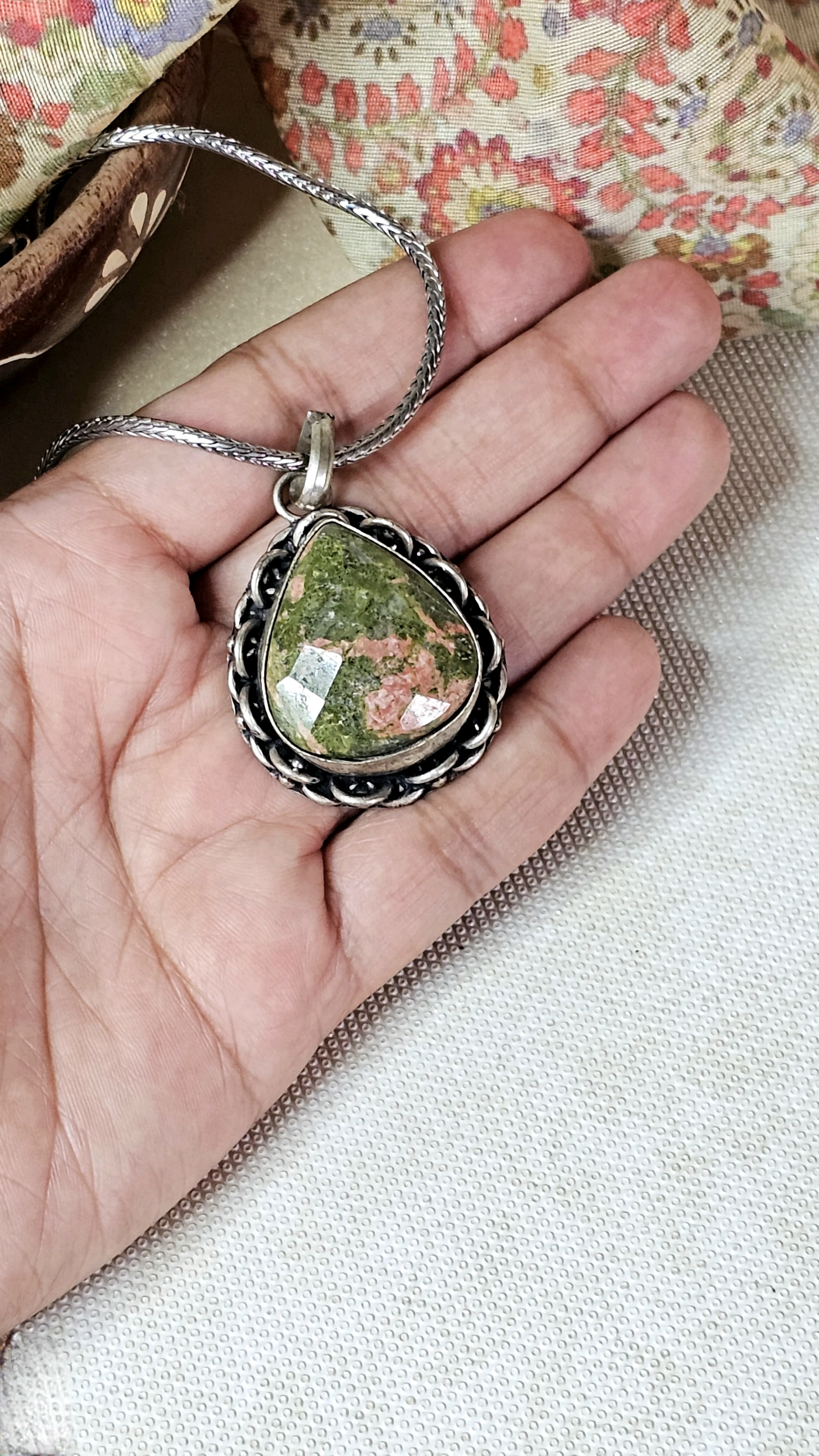 Dharini Pendant – Jaipur Edit