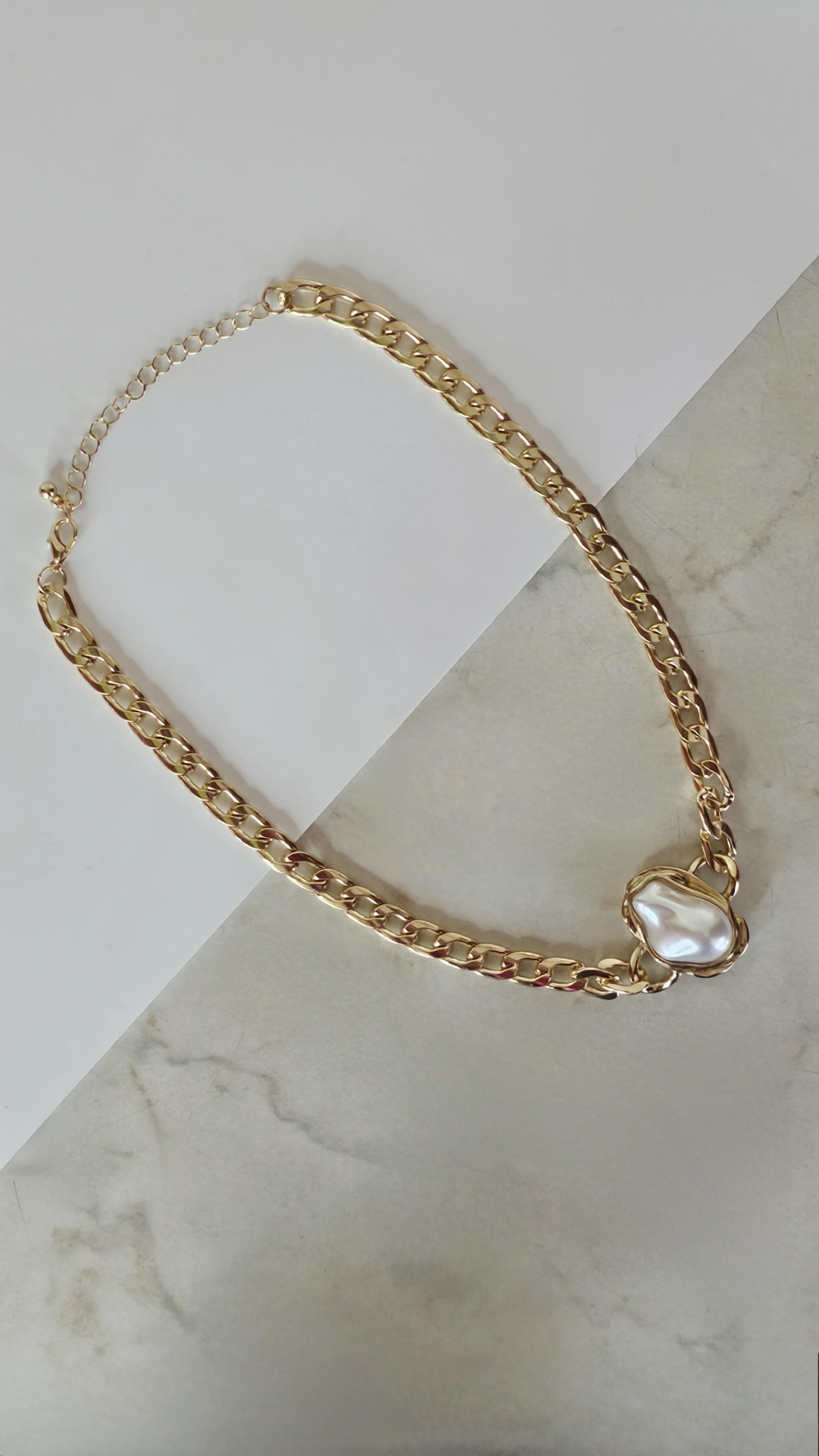 Elara Necklace