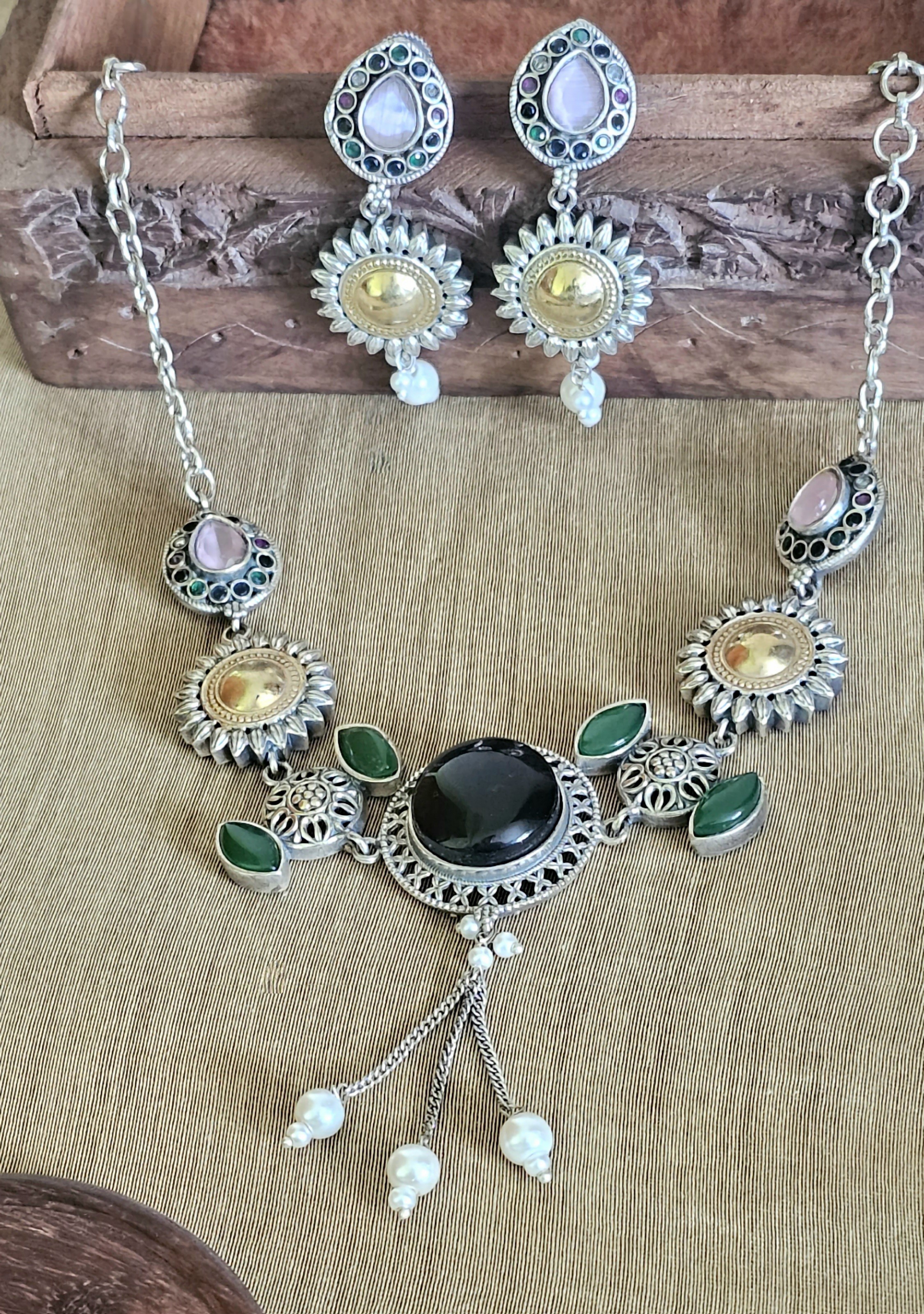 Arka Choker Necklace Set – Jaipur Edit