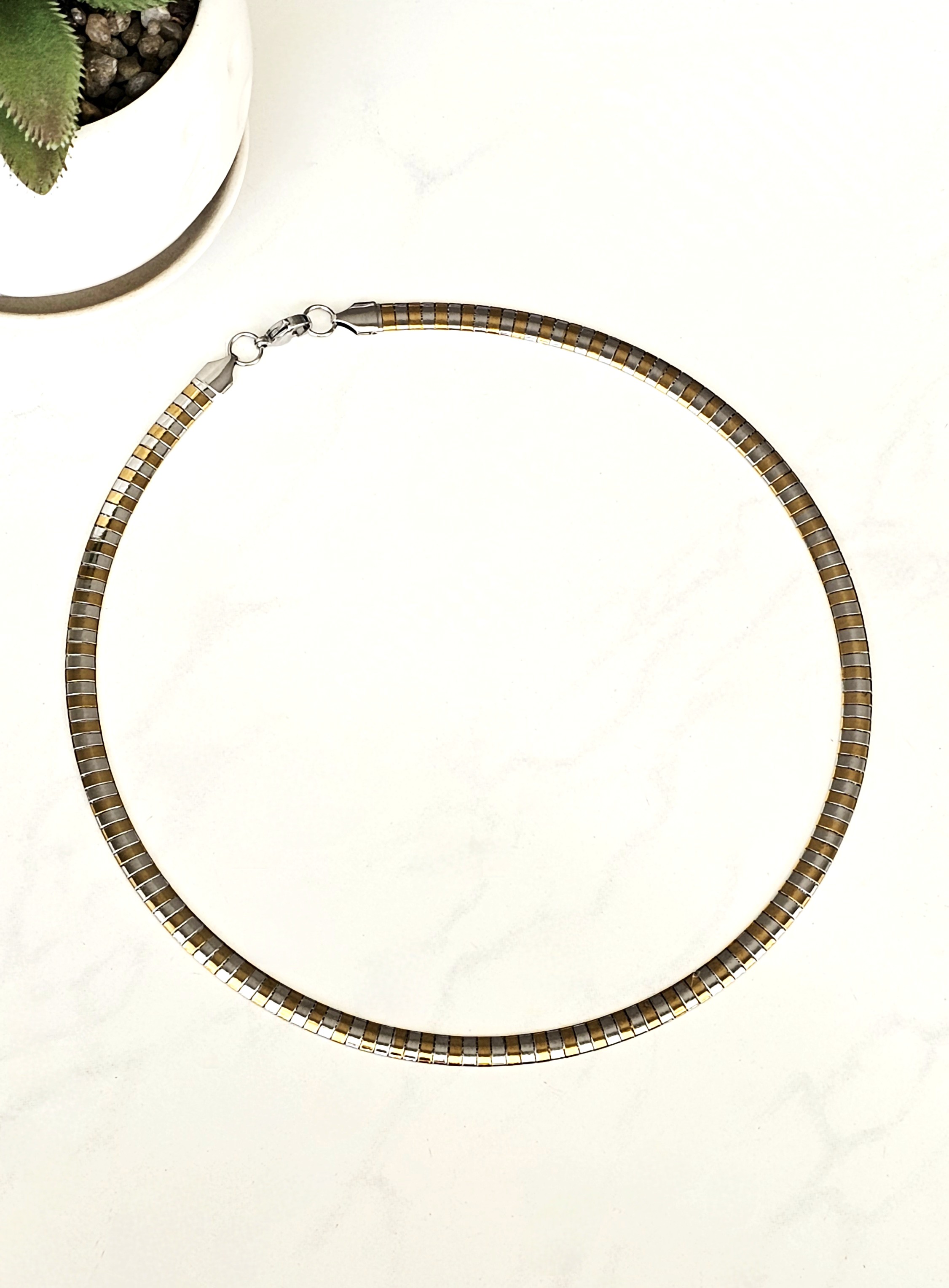 Stria Choker Necklace