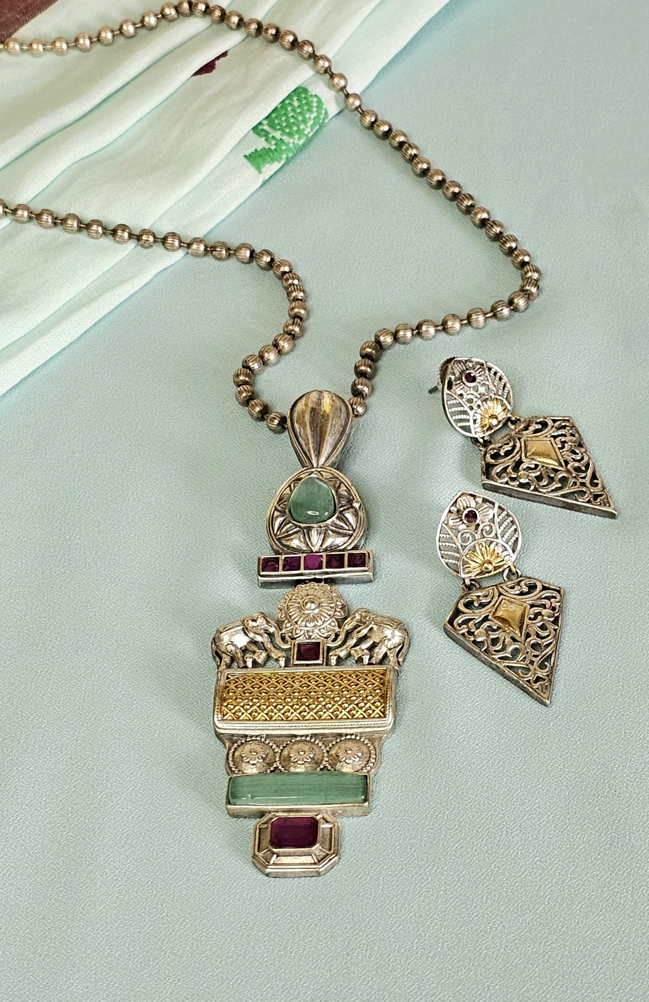 Jhaanki Necklace Set – Jaipur Edit