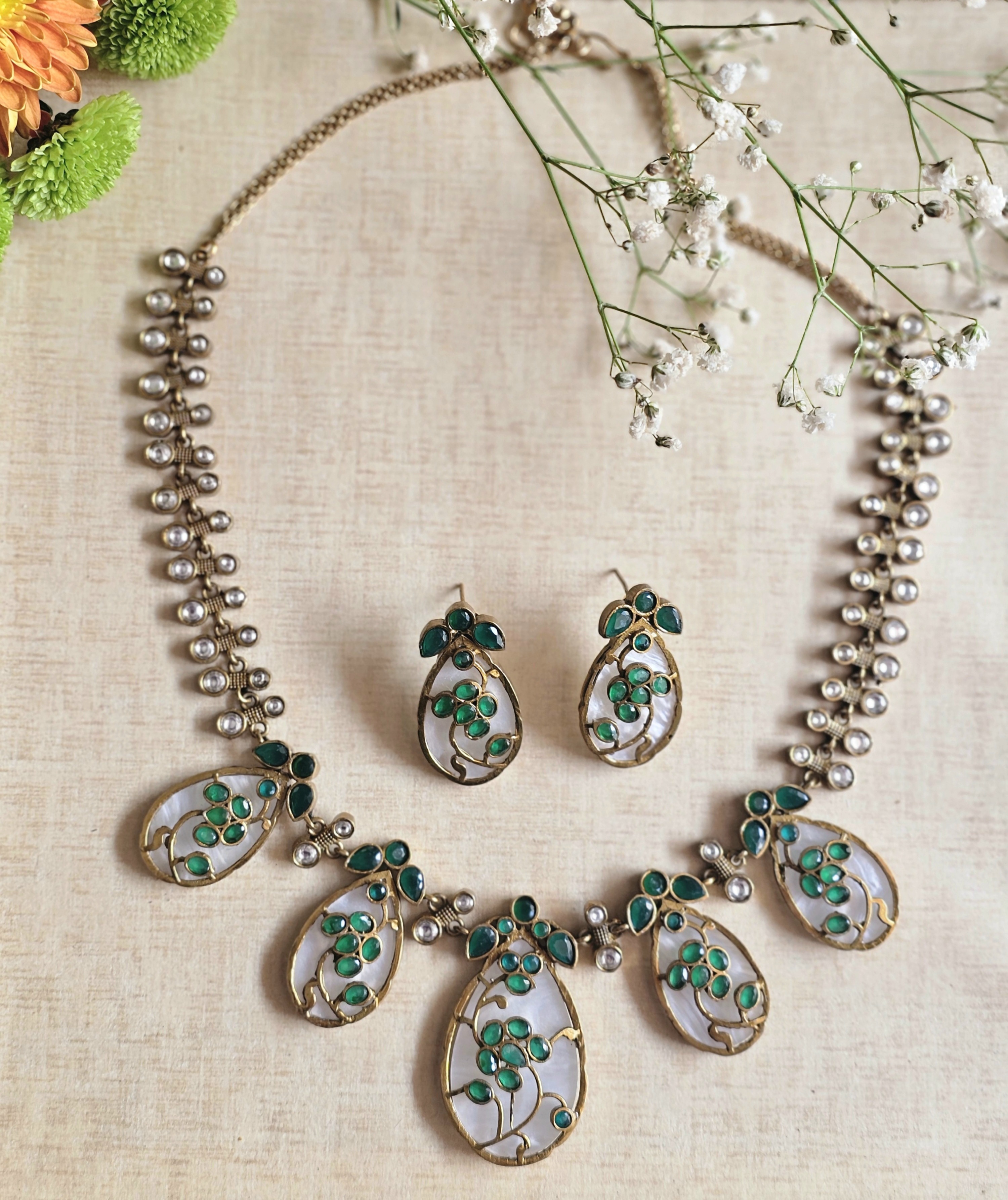 Aaranya Necklace Set