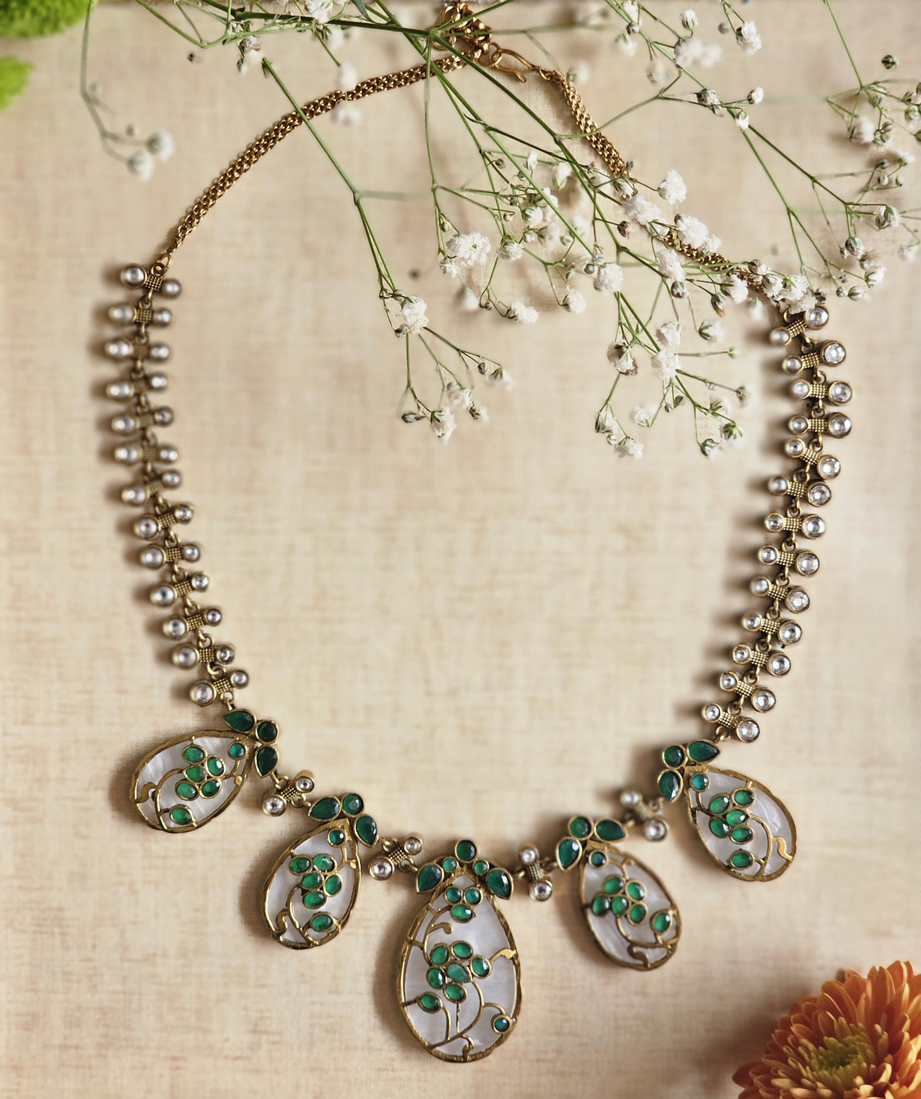 Aaranya Necklace Set
