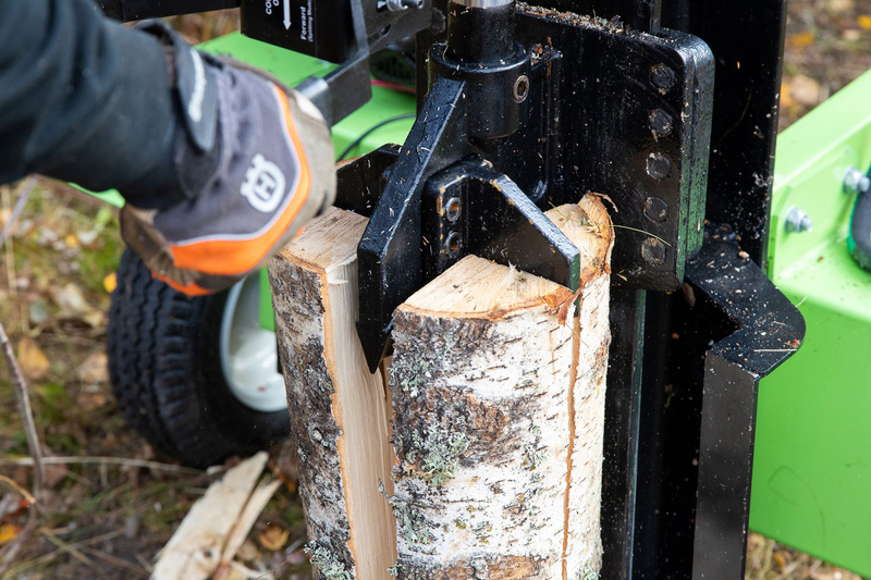 MALKŲ SKALDYKLĖ 22T SU ELEKTRINIU STARTERIU