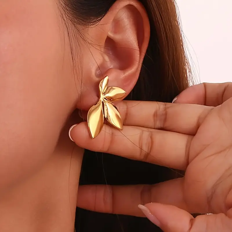 Floral Leaf Gold Earrings - Waterproof