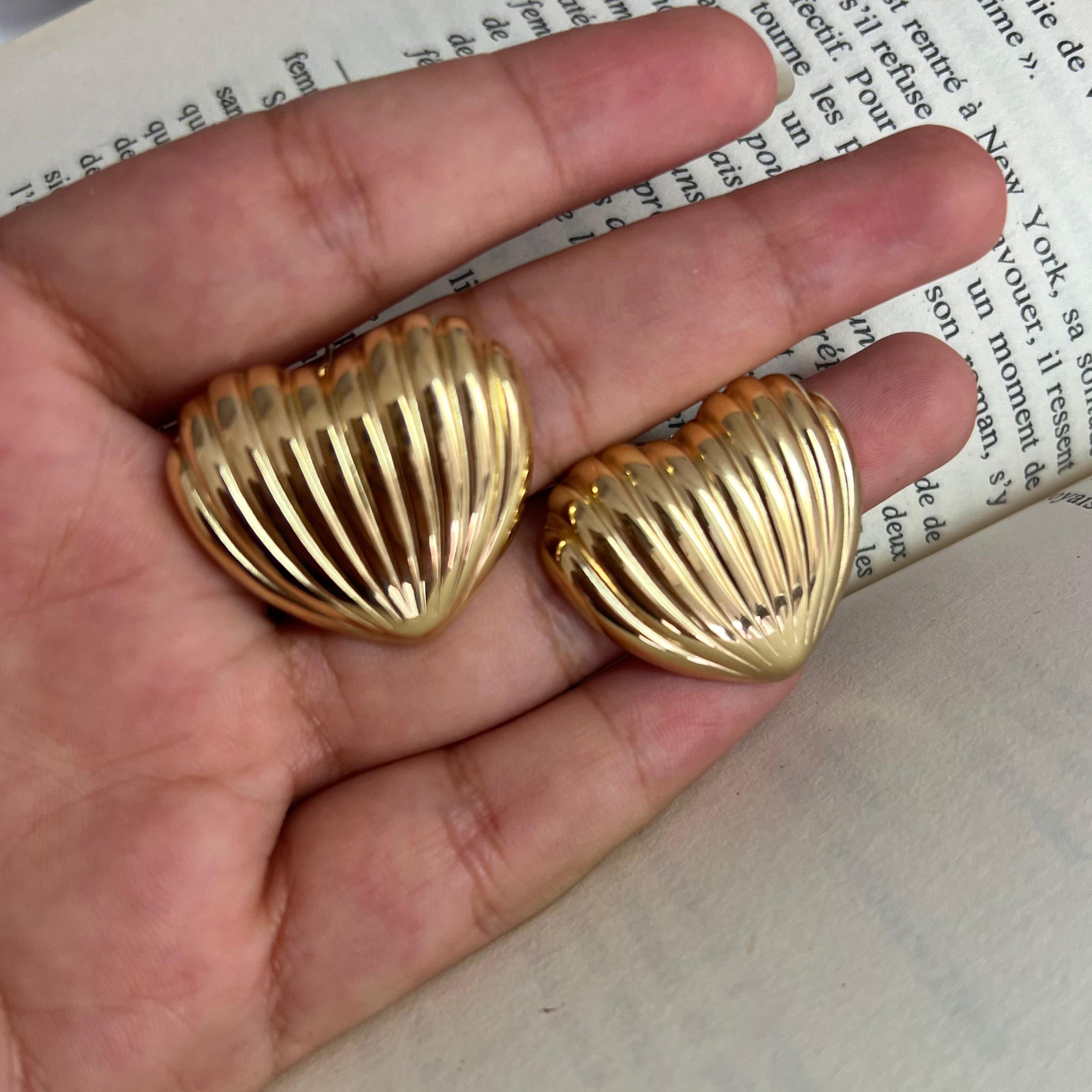 Shell-Heart Earrings - Waterproof