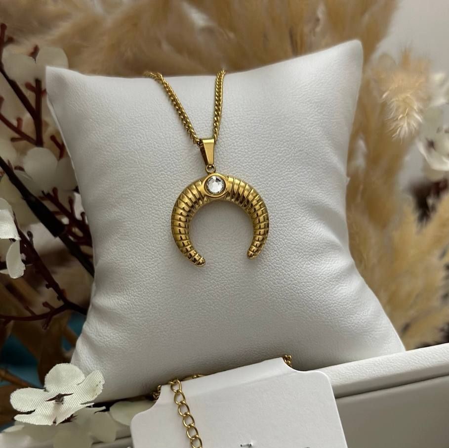  Crescent Necklace - Waterproof