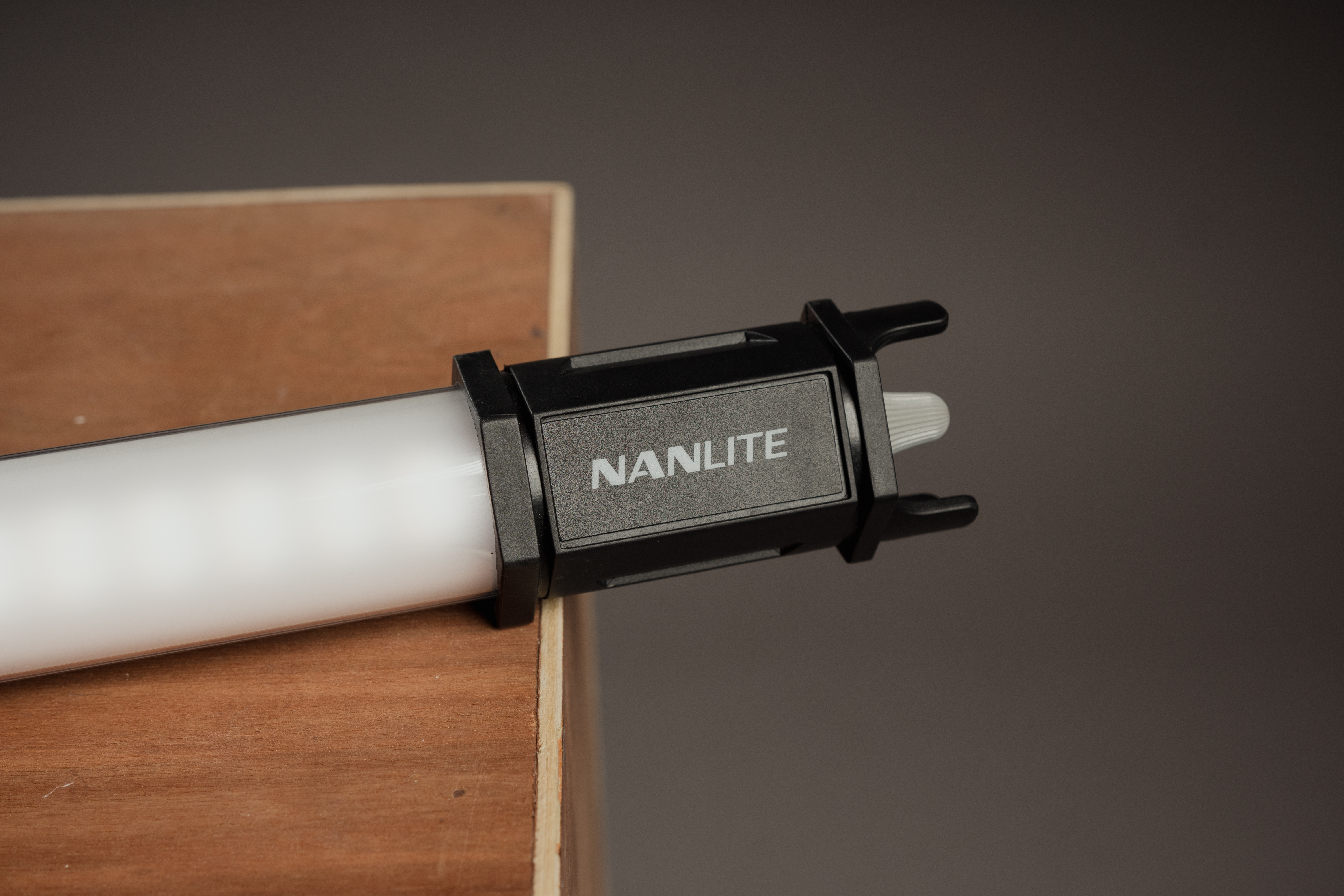 NANLITE PAVOTUBE 15C