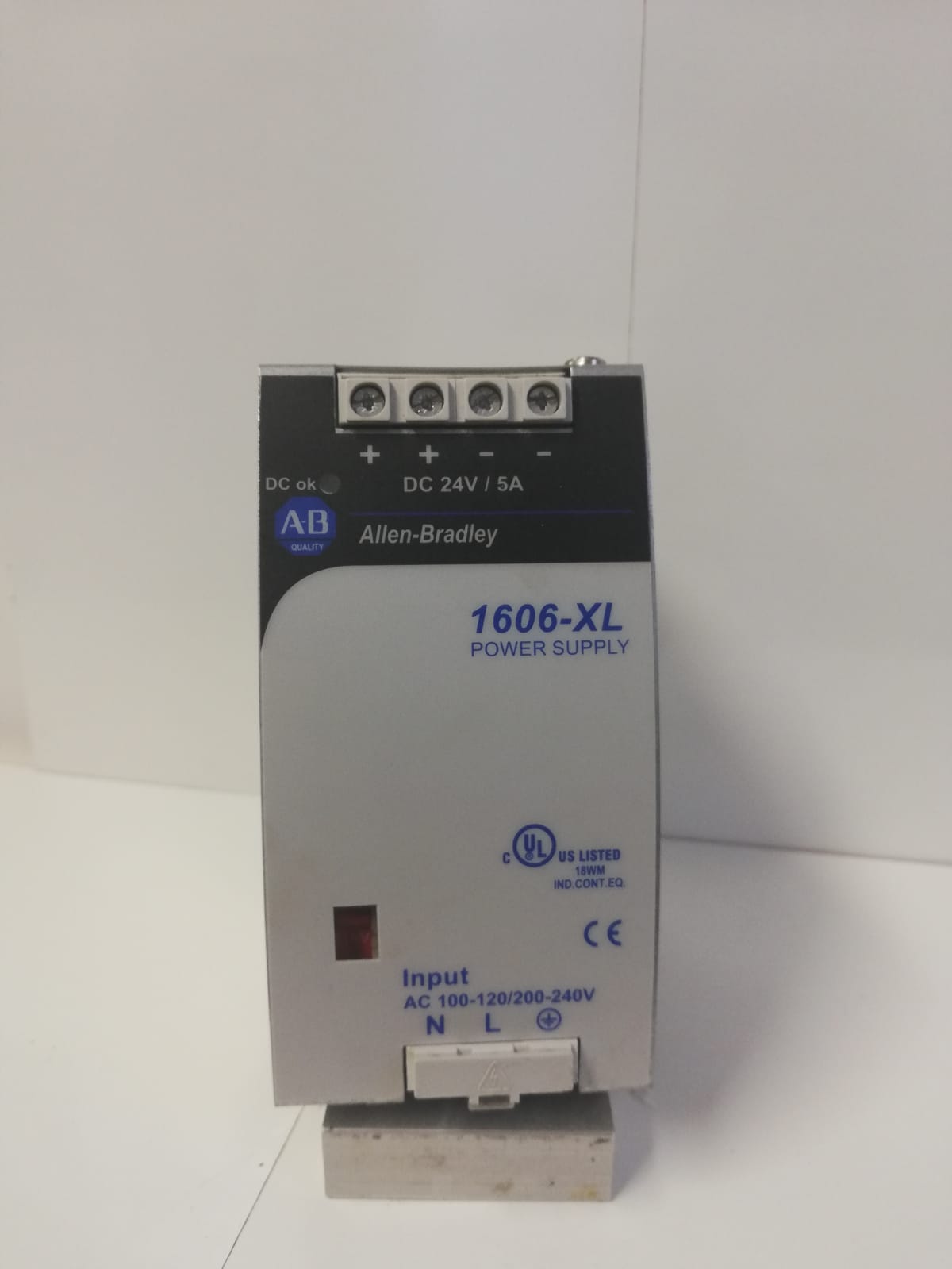 Allen-Bradley 1606-XL Power Supply