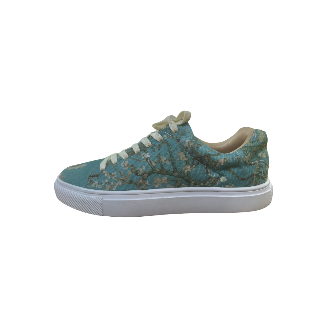 Almendros Sneakers
