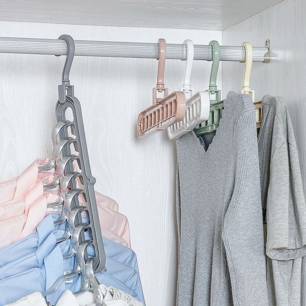 Multi-hanger holder
