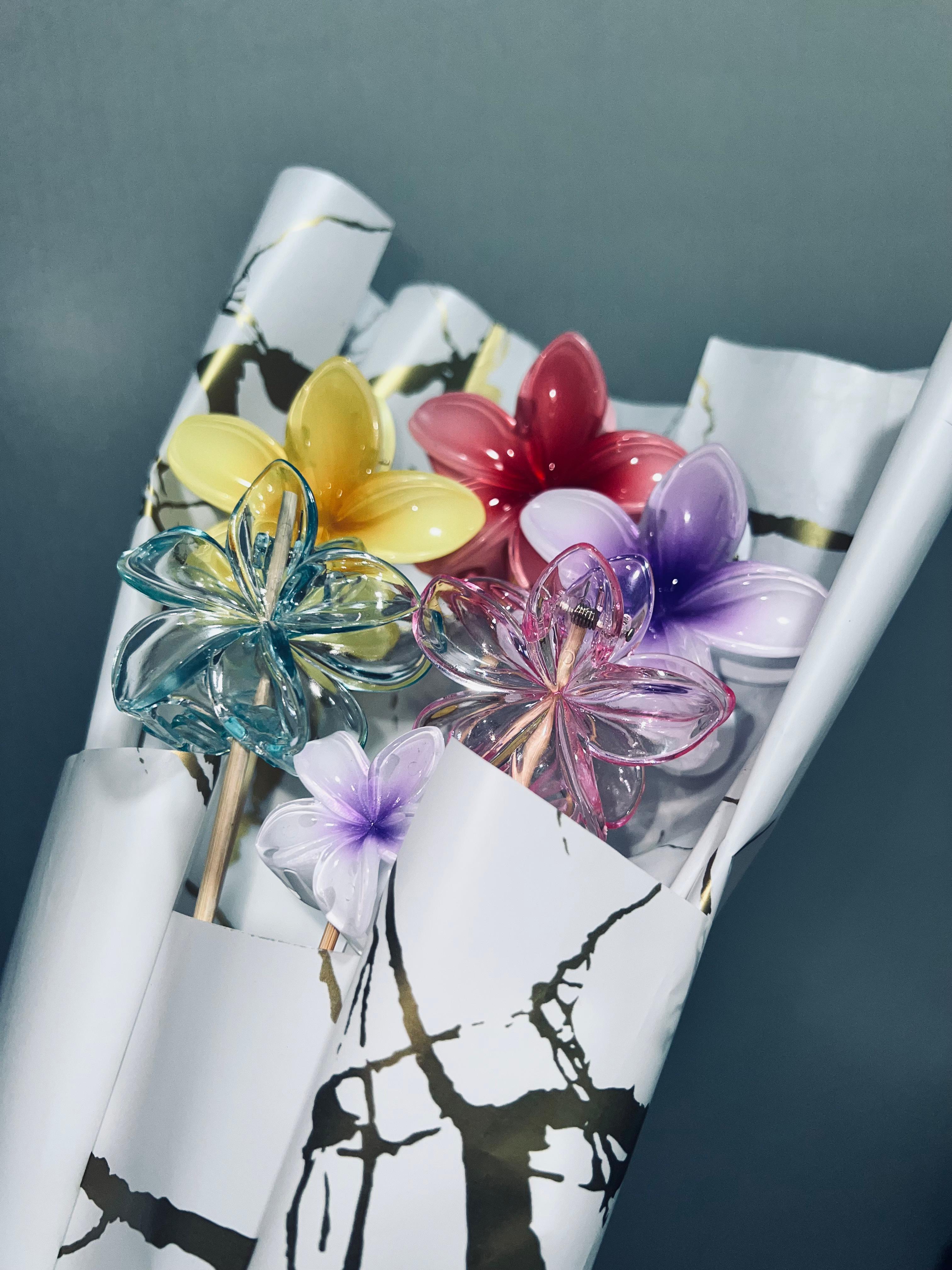 Pinterest style hair claws bouquet 