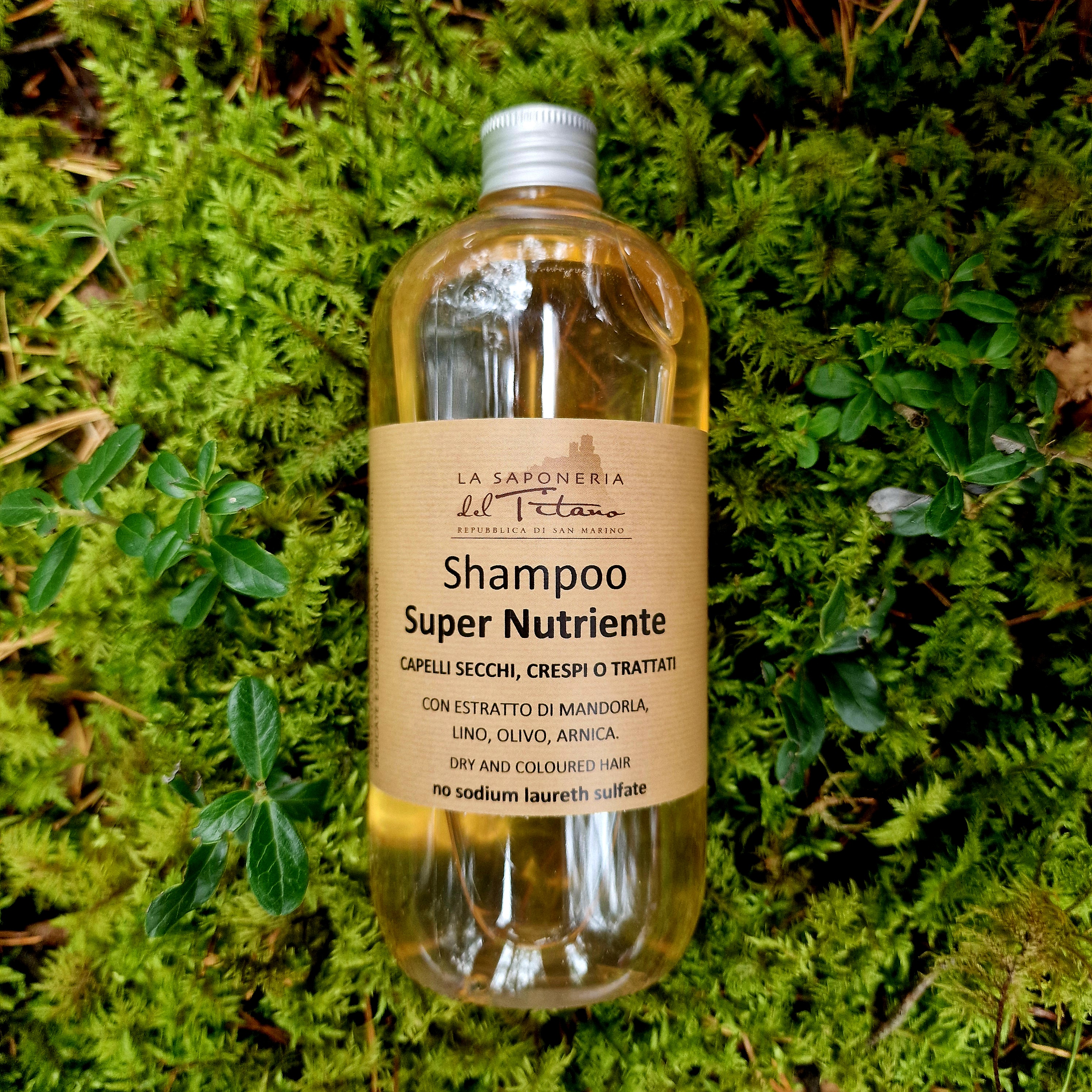 Maitinamasis šampūnas sausiems, pažeistiems ir dažytiems plaukams (su dozatoriumi)