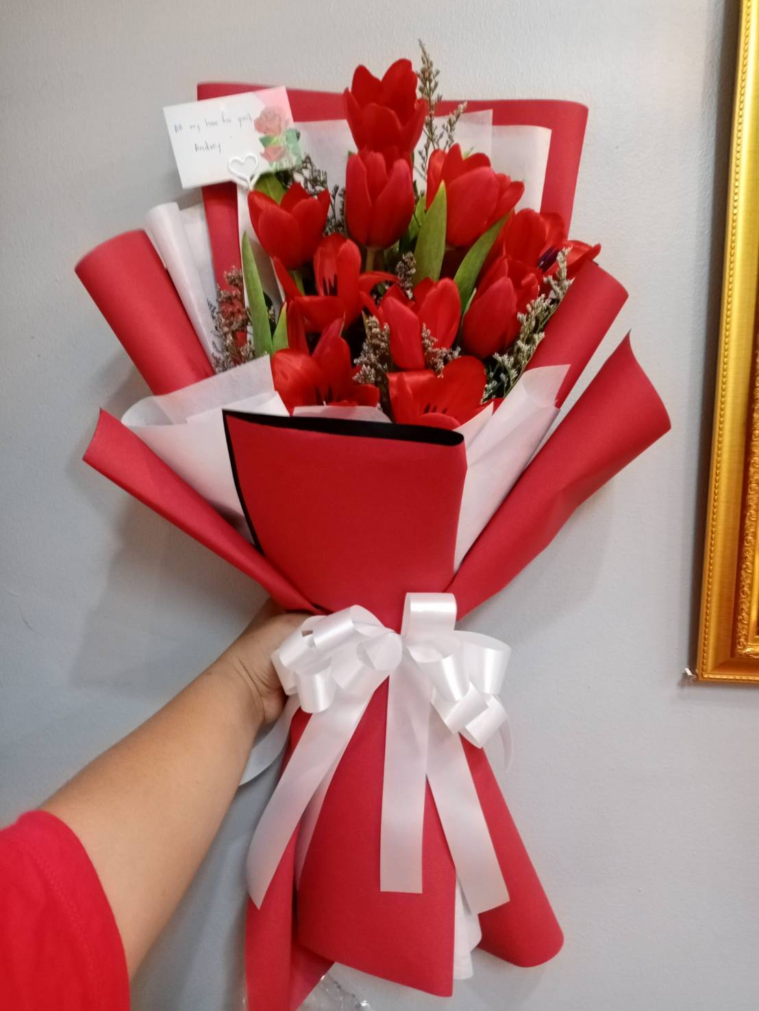 Red Tulip Bouquet