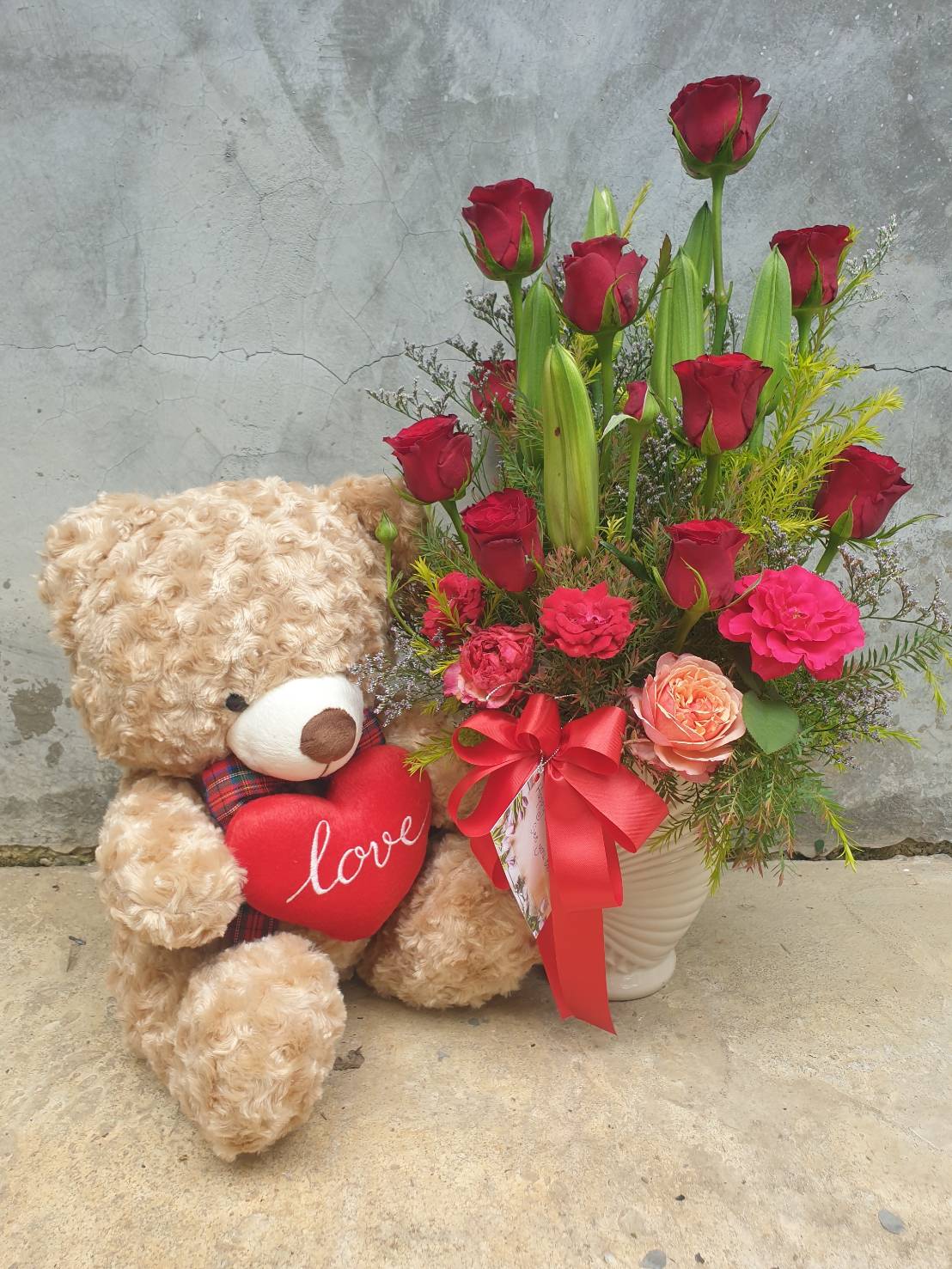 Teddy Bear with Rose Bouquet